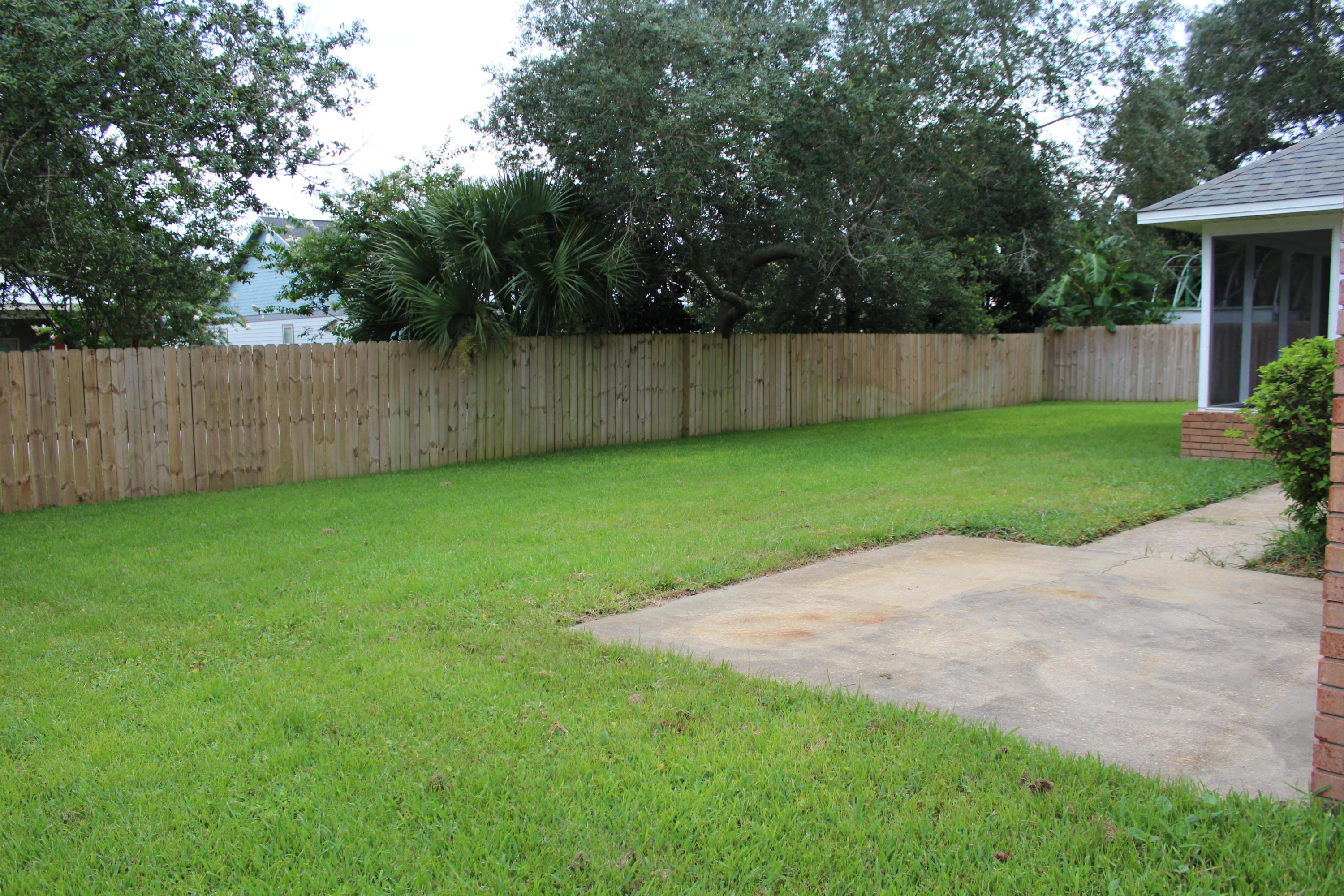 KELL-AIRE GARDENS - Residential