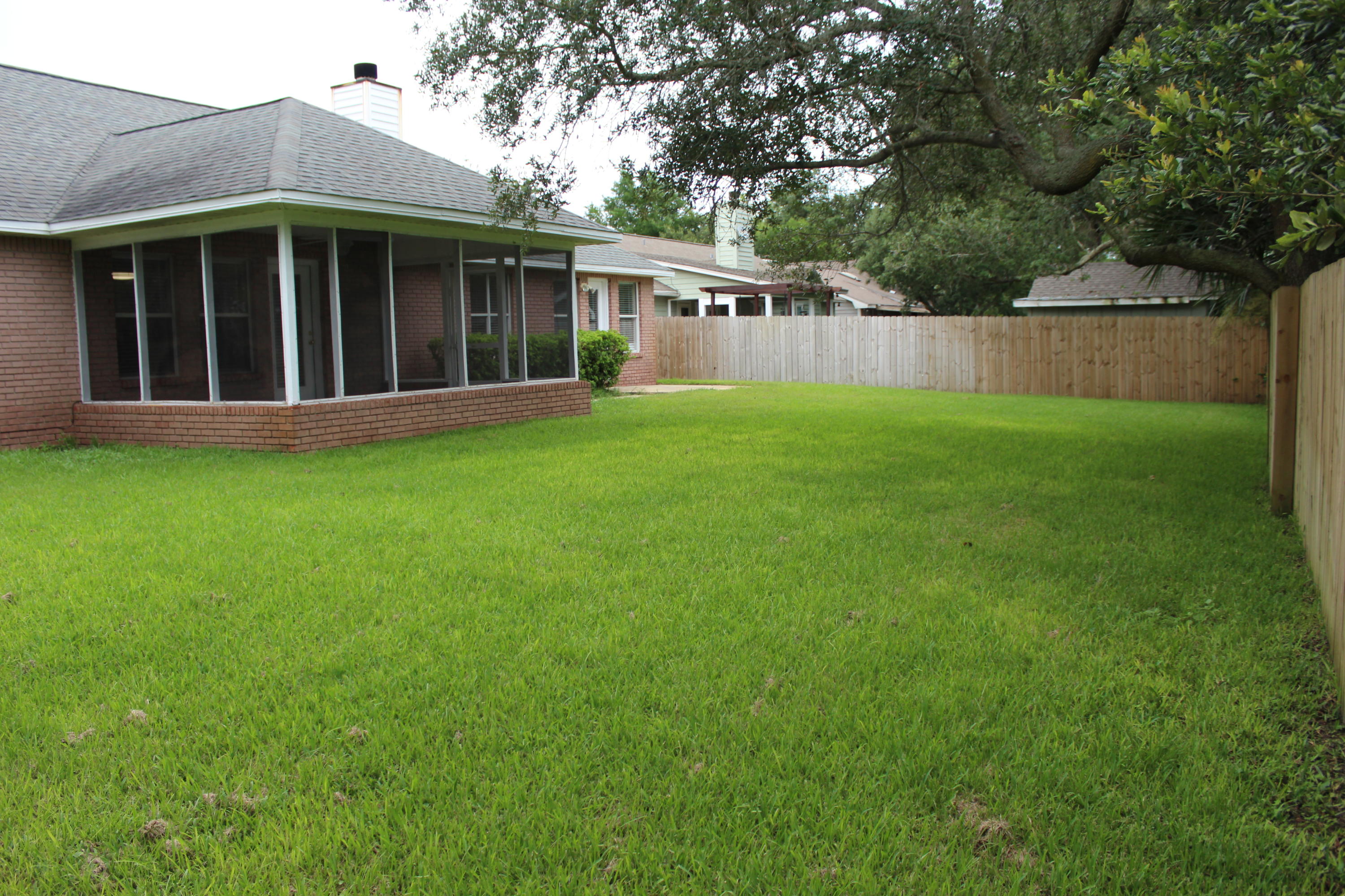 KELL-AIRE GARDENS - Residential