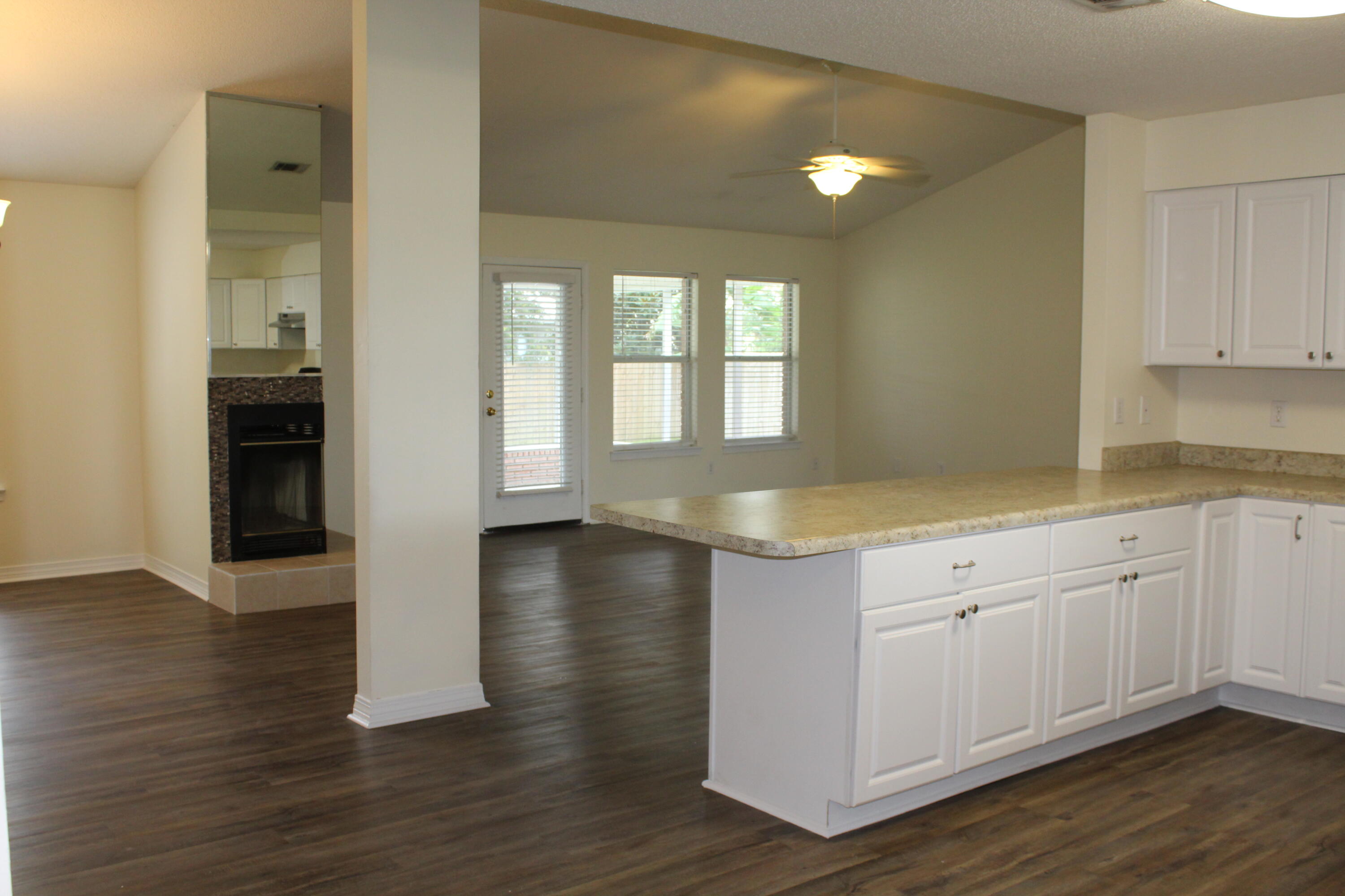 KELL-AIRE GARDENS - Residential