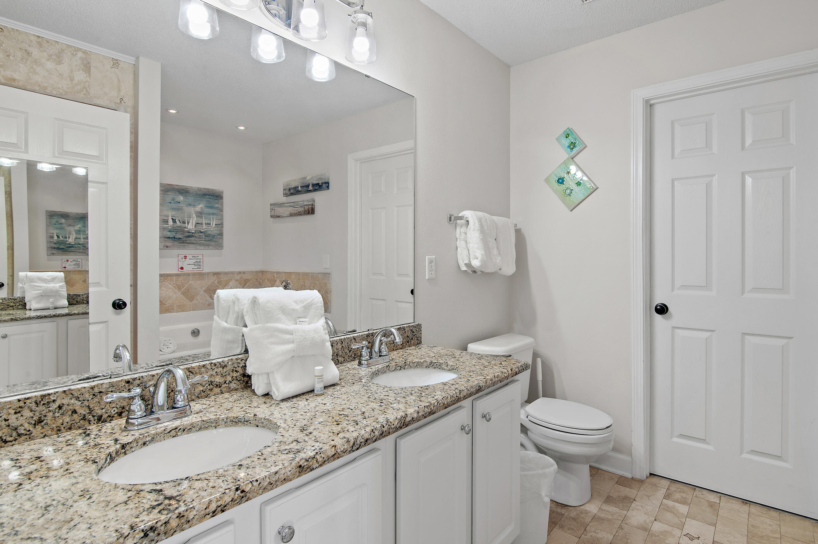 MARAVILLA COTTAGES - Residential