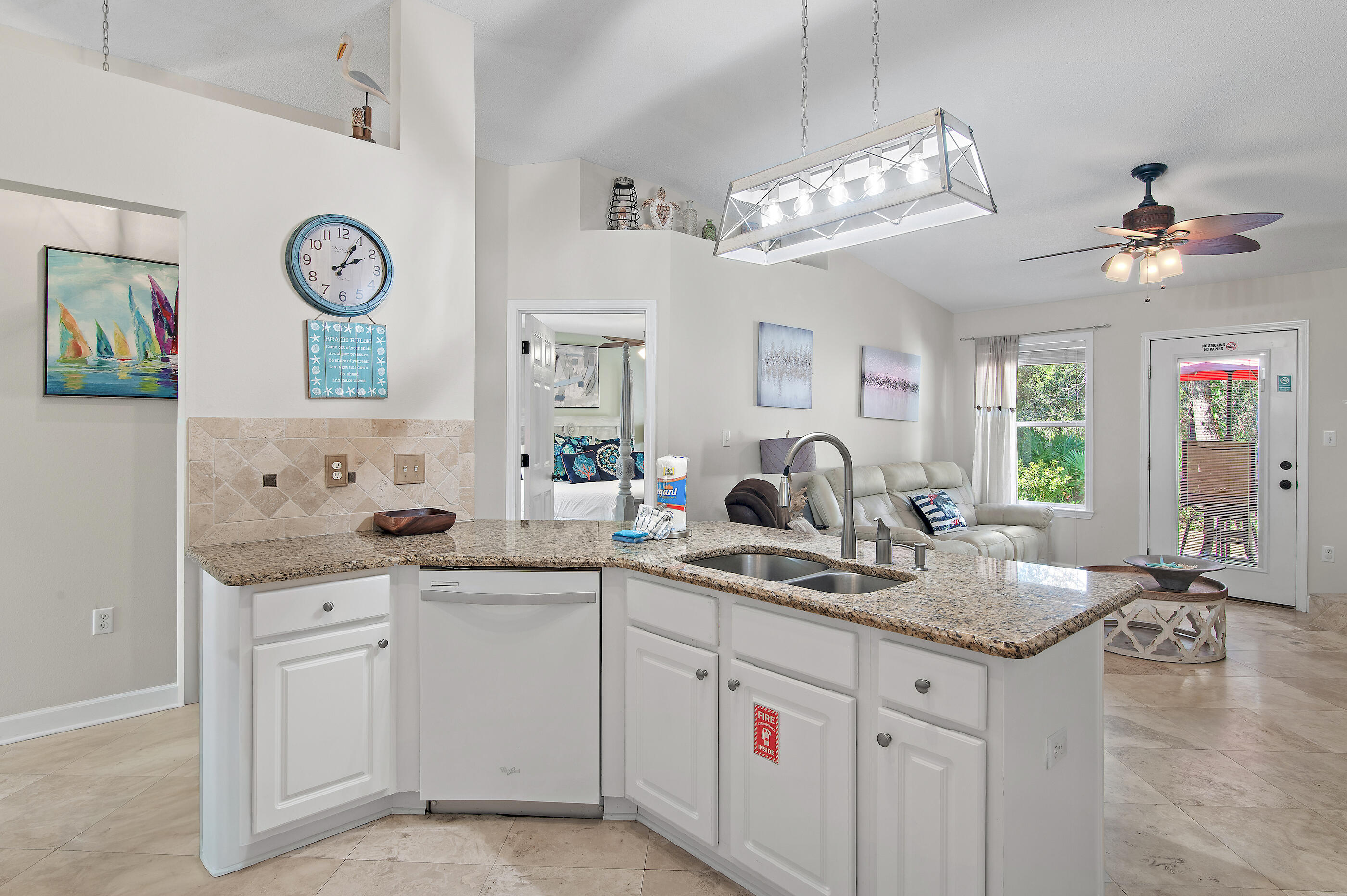 MARAVILLA COTTAGES - Residential