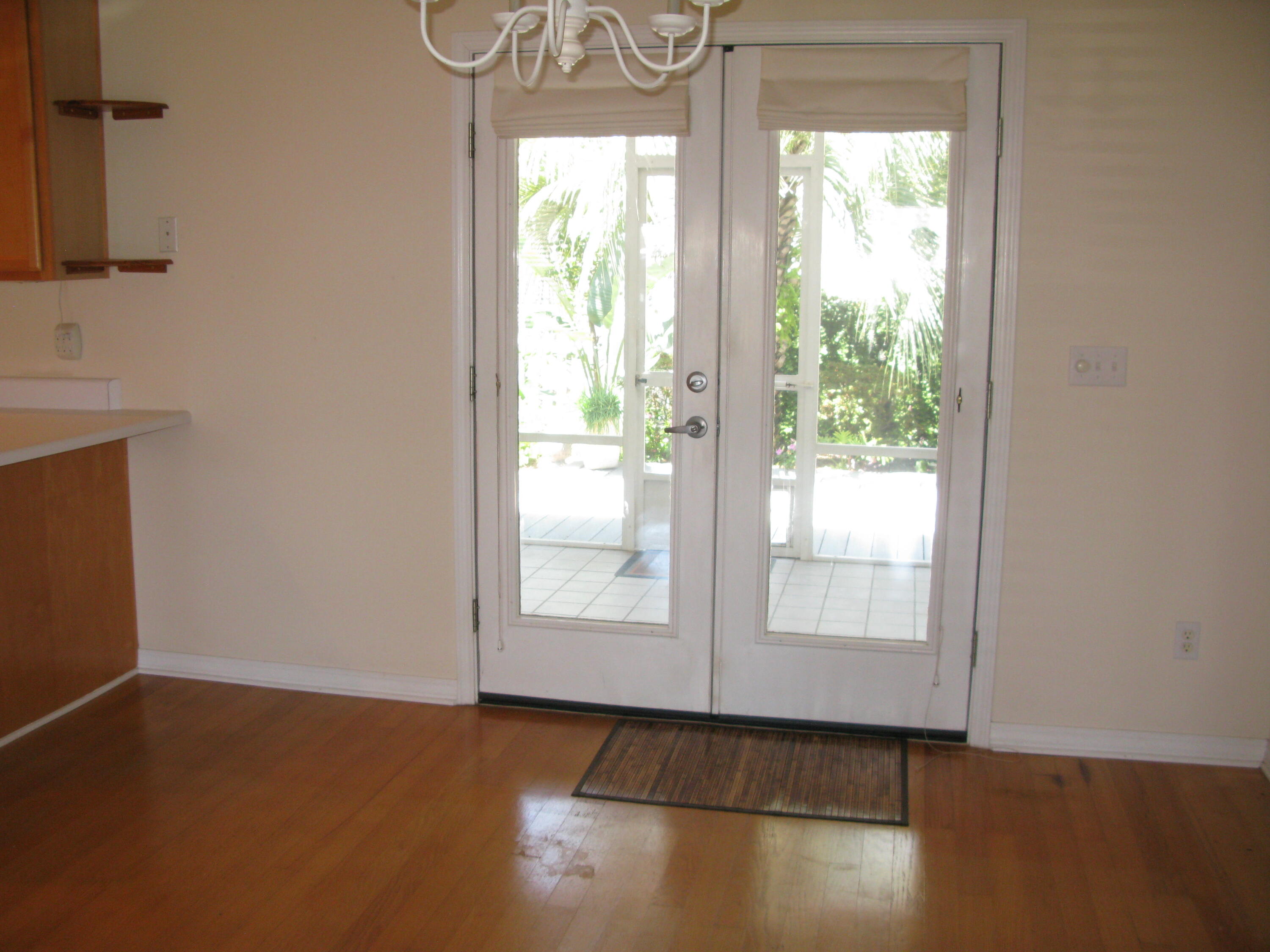 CRYSTAL BEACH COTTAGES PH 2 - Residential