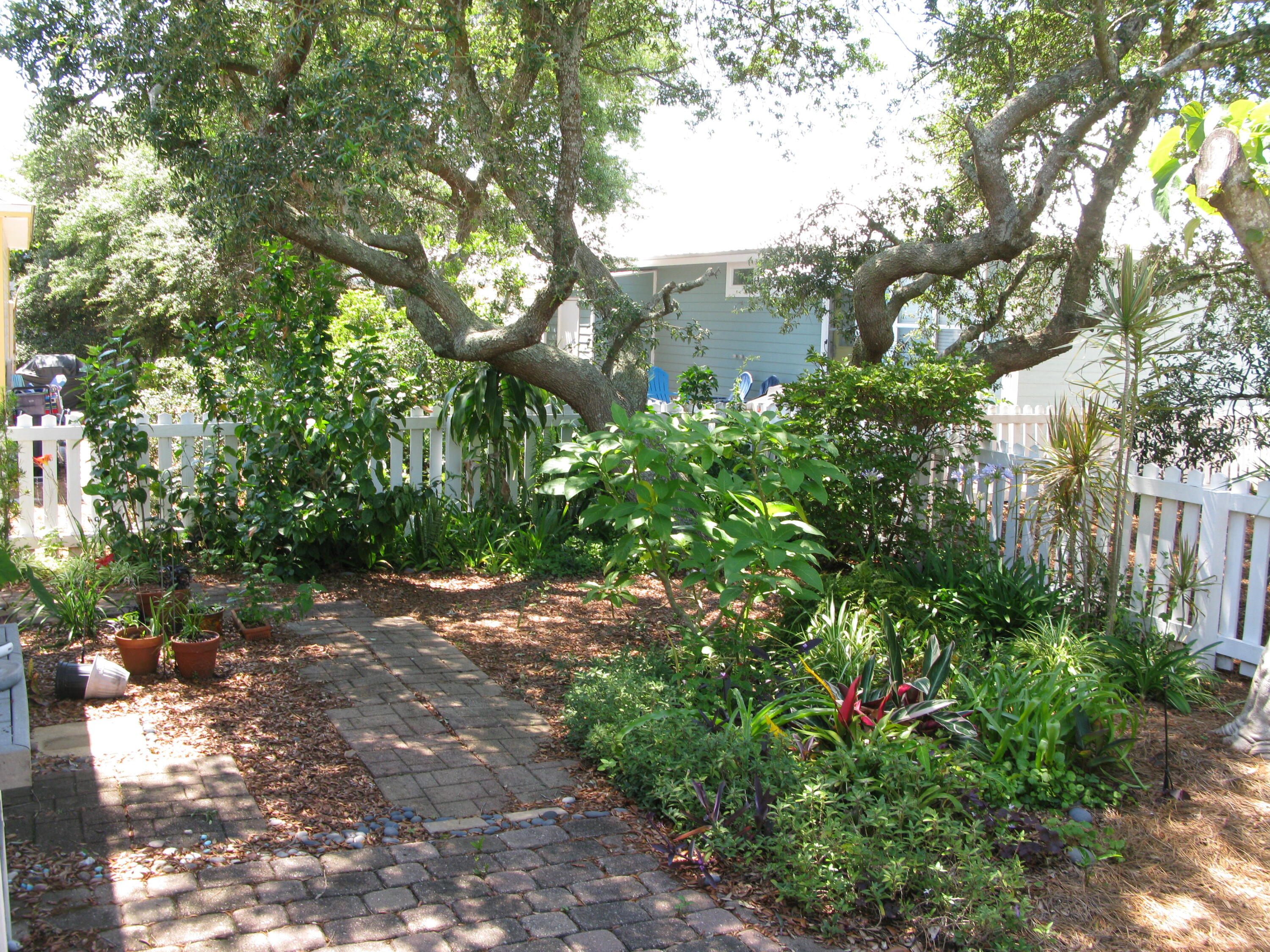 CRYSTAL BEACH COTTAGES PH 2 - Residential