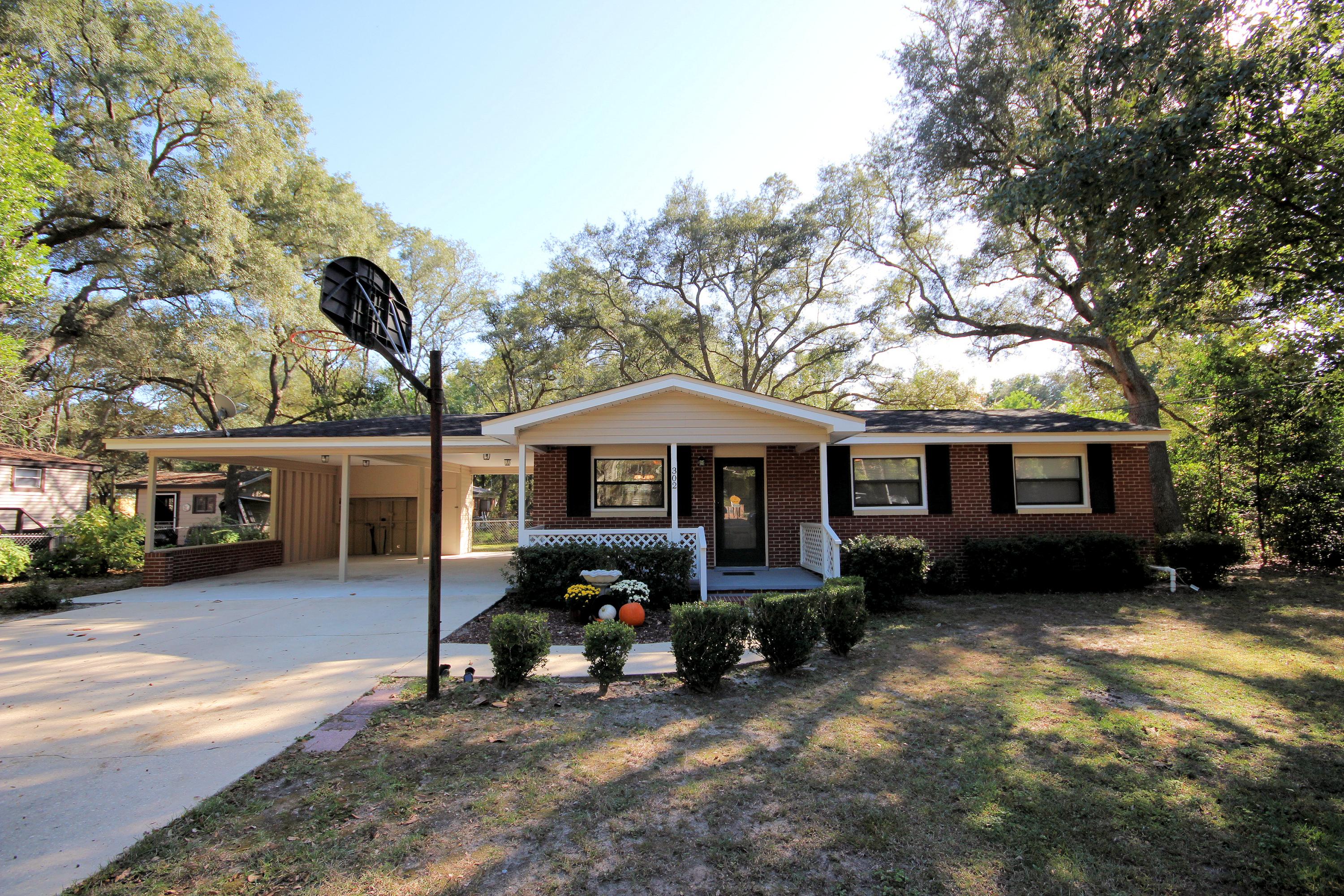 PARTIN BROOKS S/D LOT 31 BLK 1 - Residential