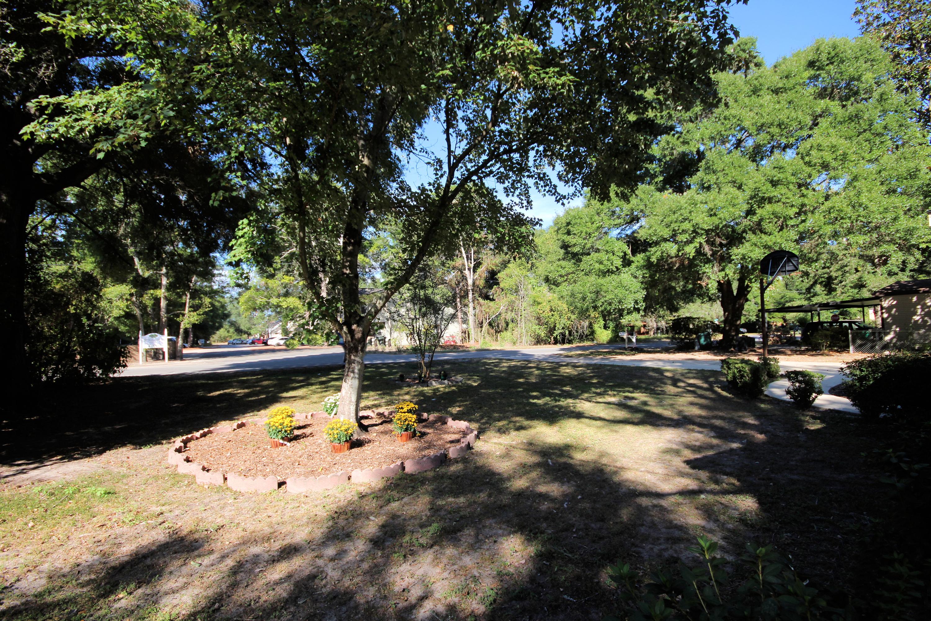 PARTIN BROOKS S/D LOT 31 BLK 1 - Residential