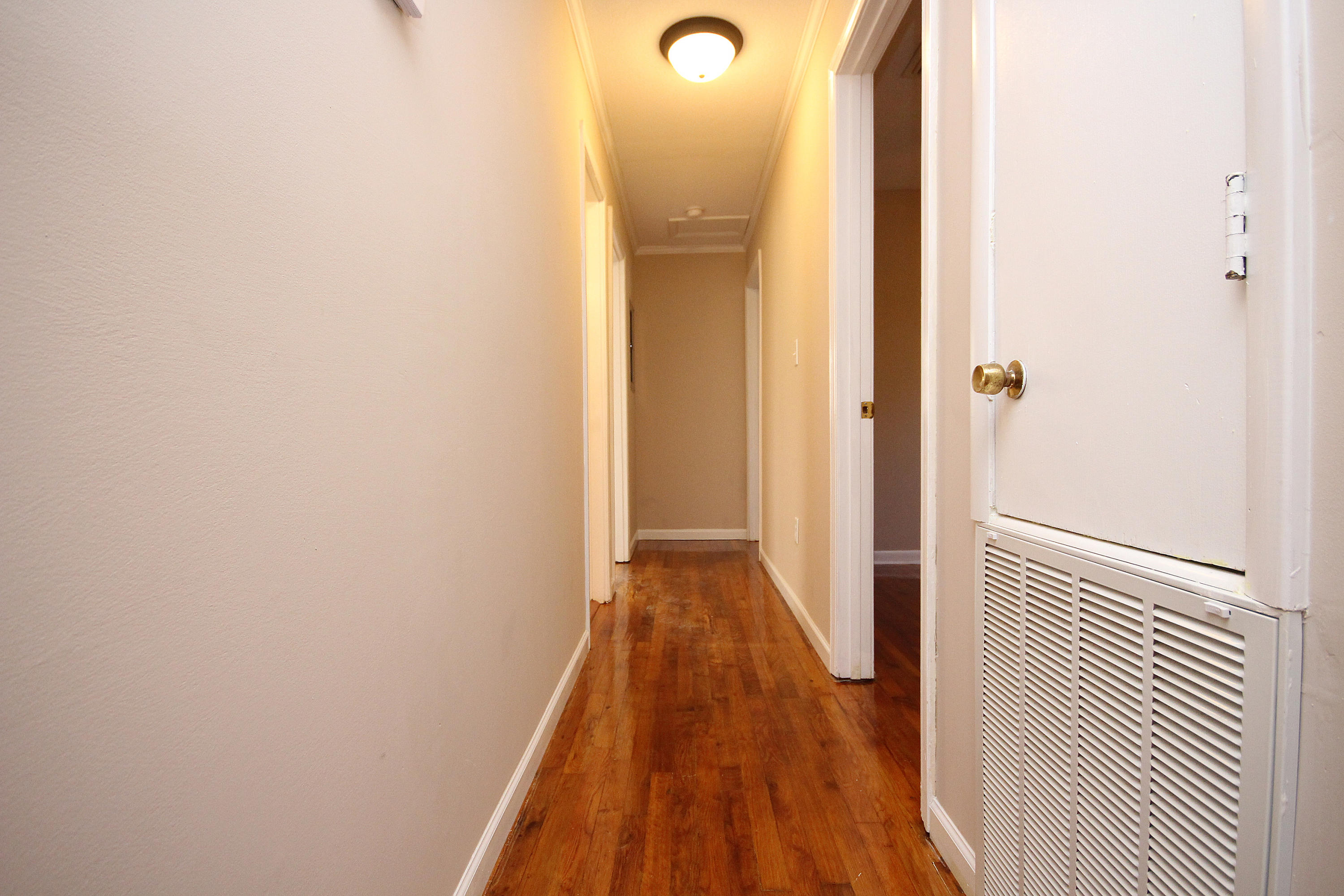 PARTIN BROOKS S/D LOT 31 BLK 1 - Residential