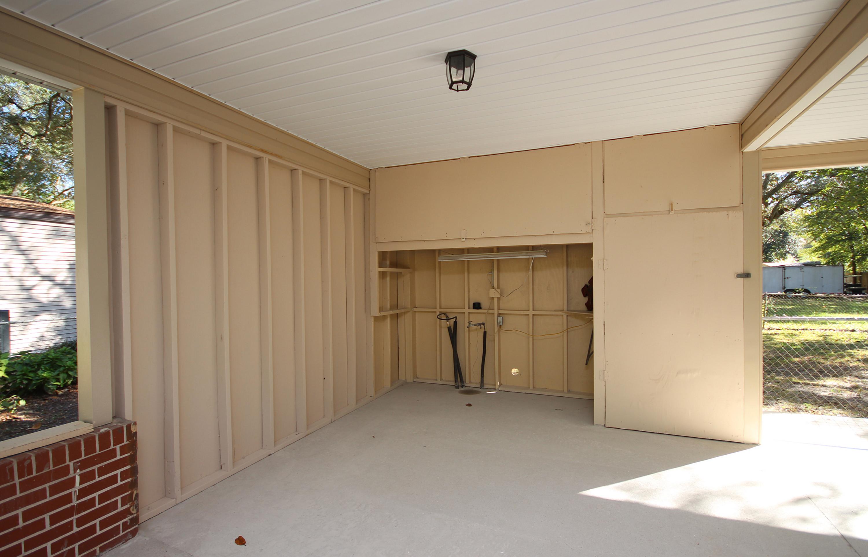 PARTIN BROOKS S/D LOT 31 BLK 1 - Residential