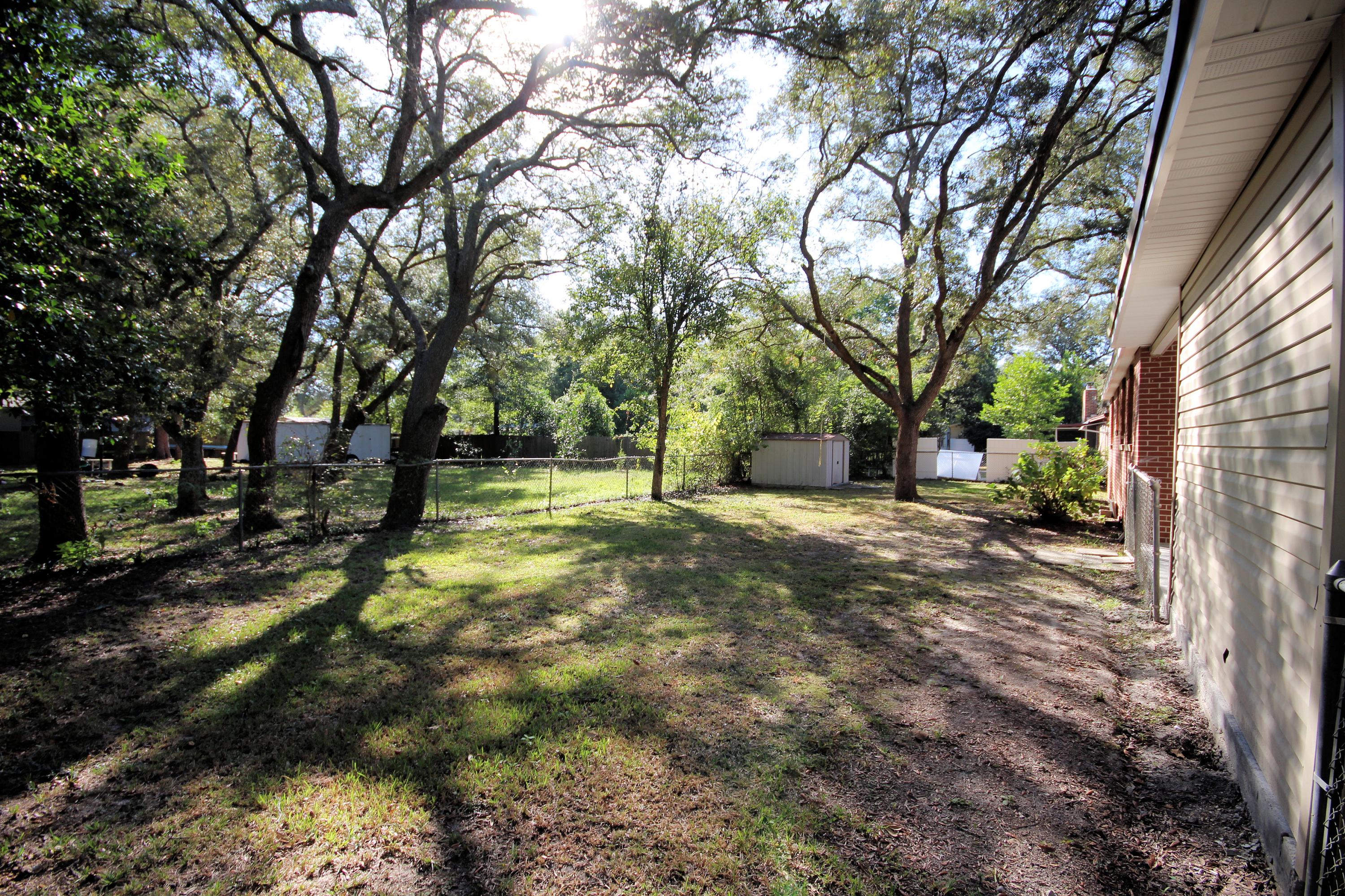 PARTIN BROOKS S/D LOT 31 BLK 1 - Residential