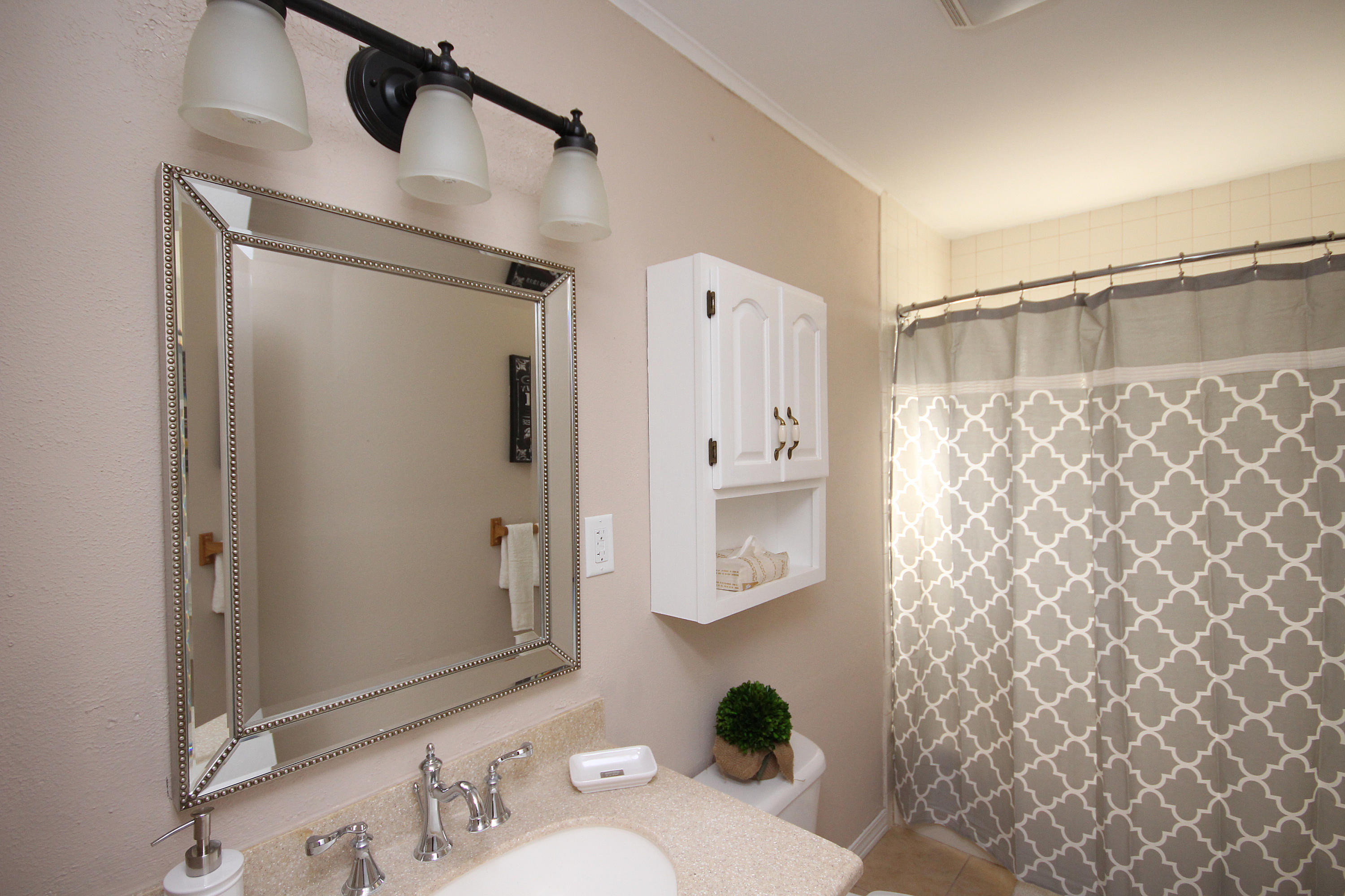 PARTIN BROOKS S/D LOT 31 BLK 1 - Residential