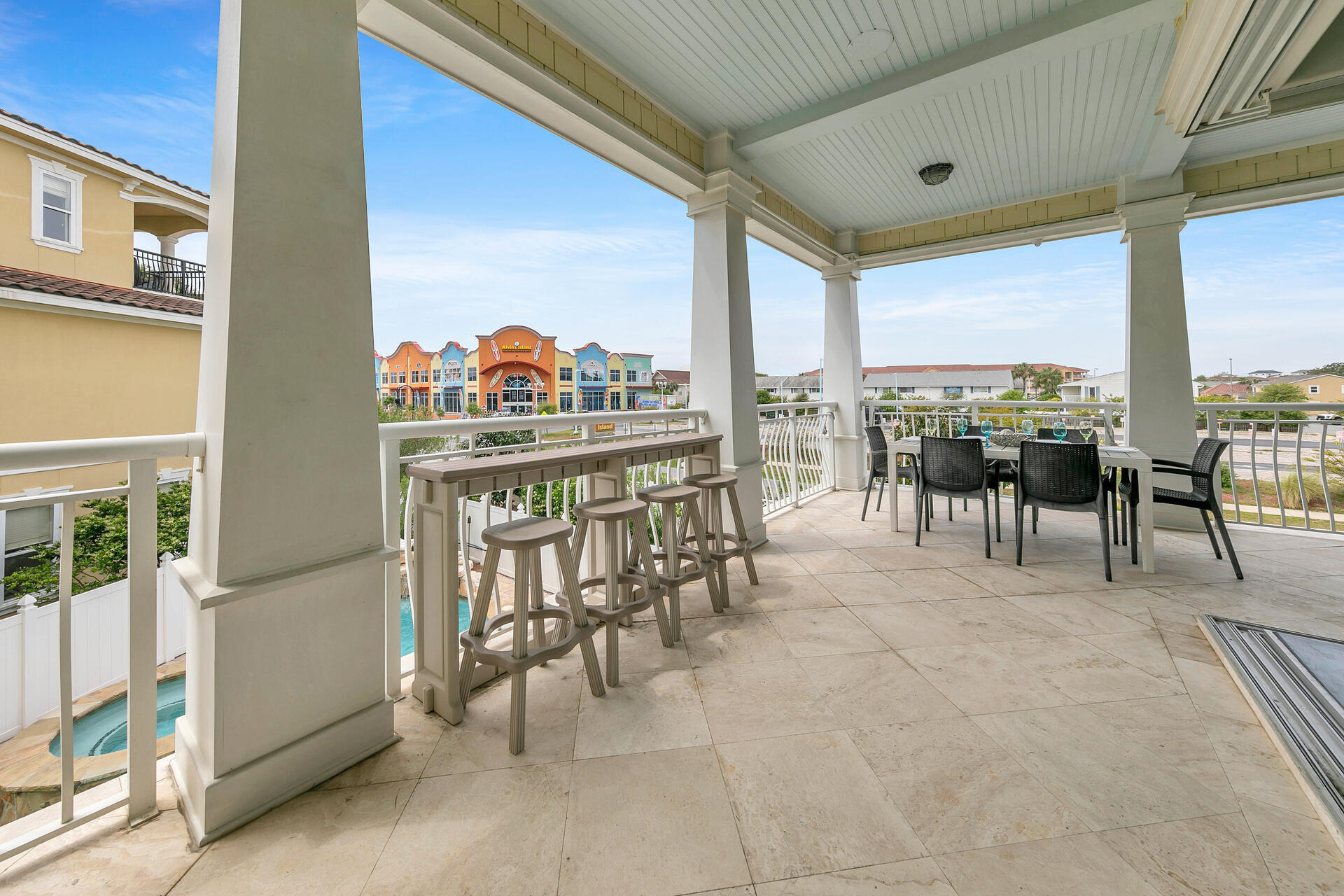 EMERALD WATERS VILLAGE - Residential