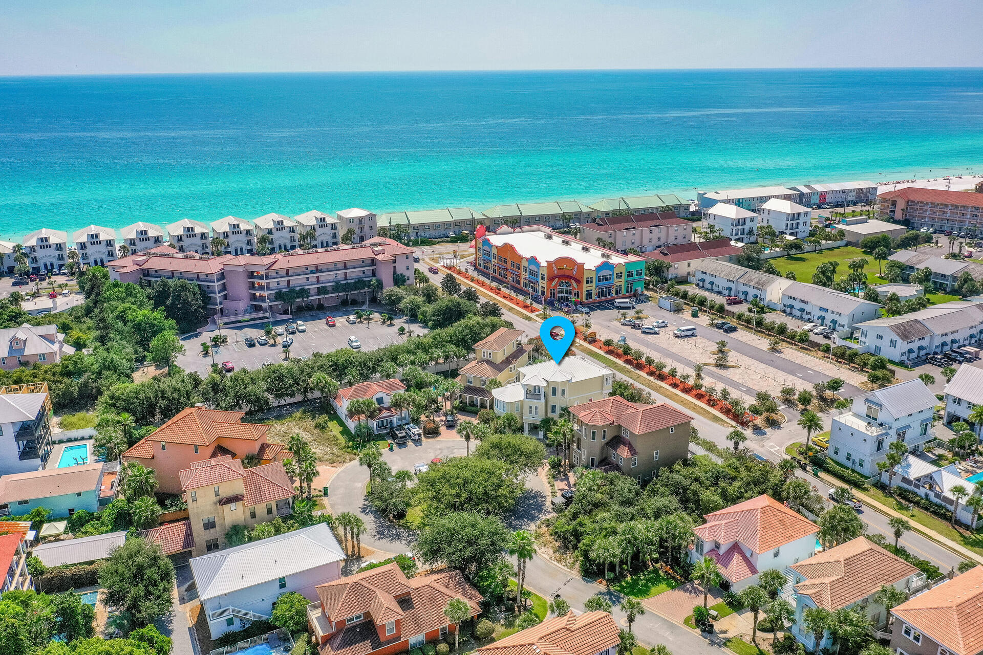 EMERALD WATERS VILLAGE - Residential