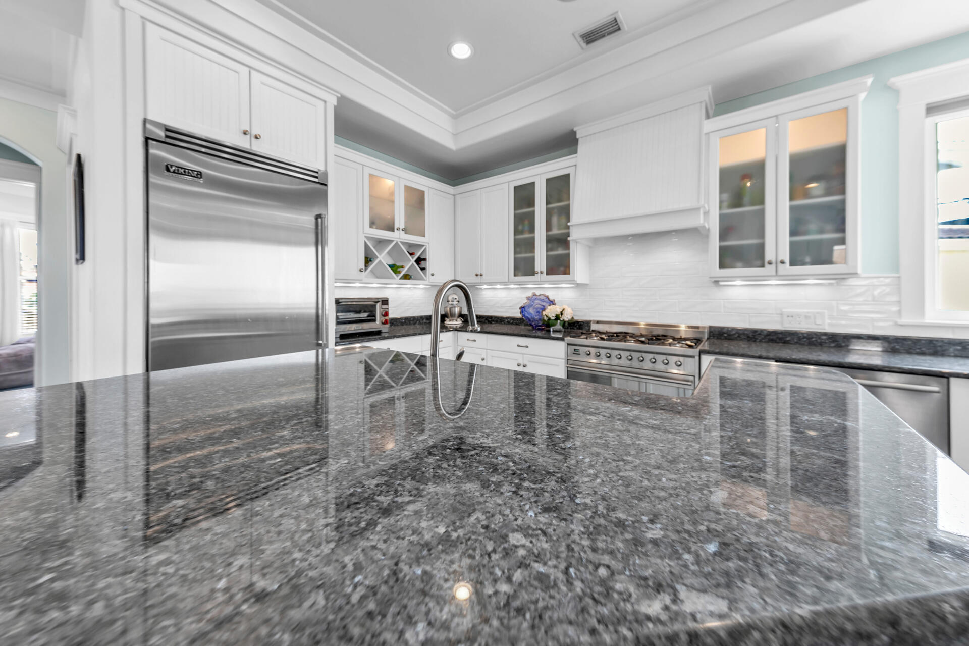 EMERALD WATERS VILLAGE - Residential