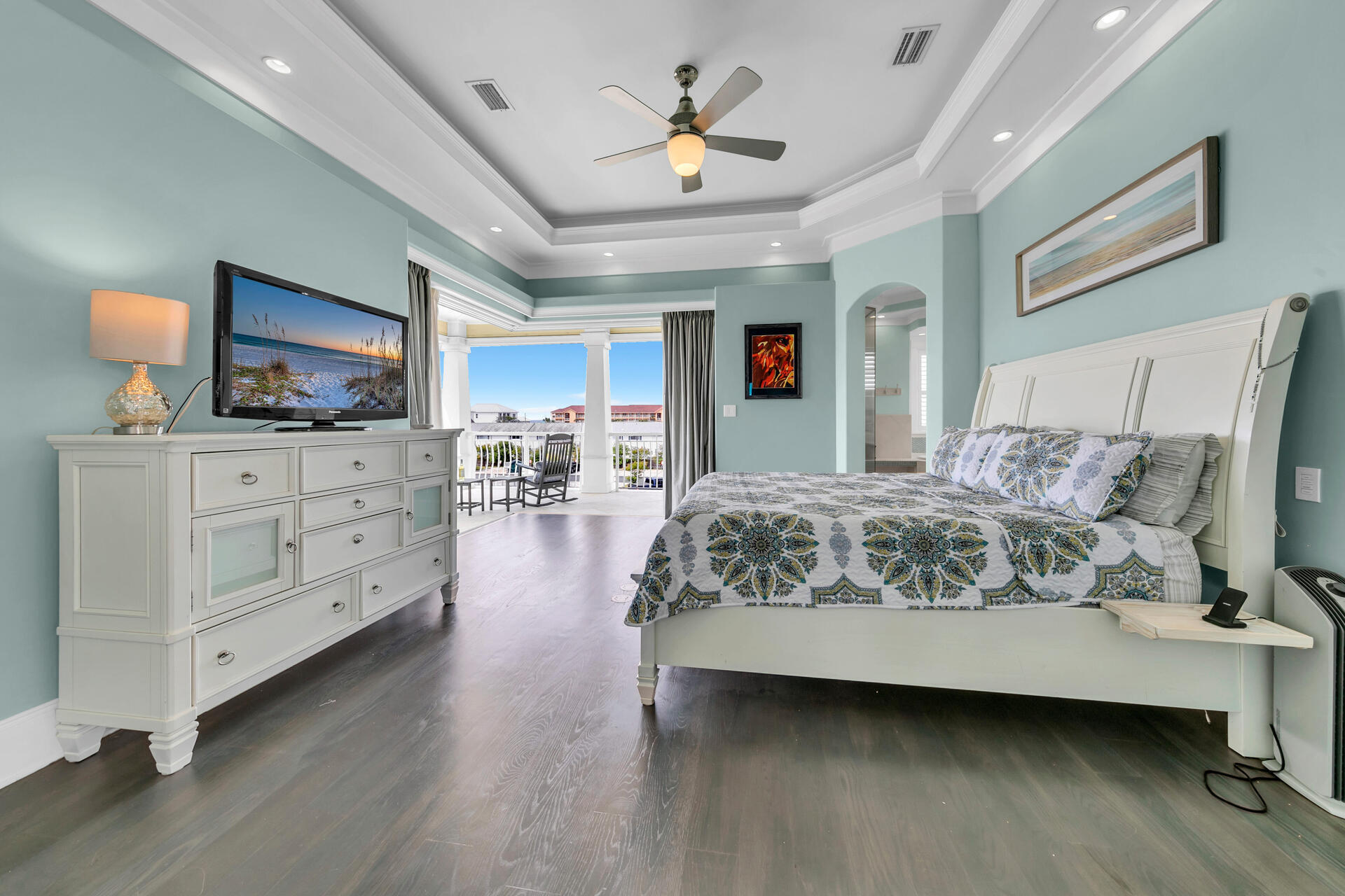 EMERALD WATERS VILLAGE - Residential