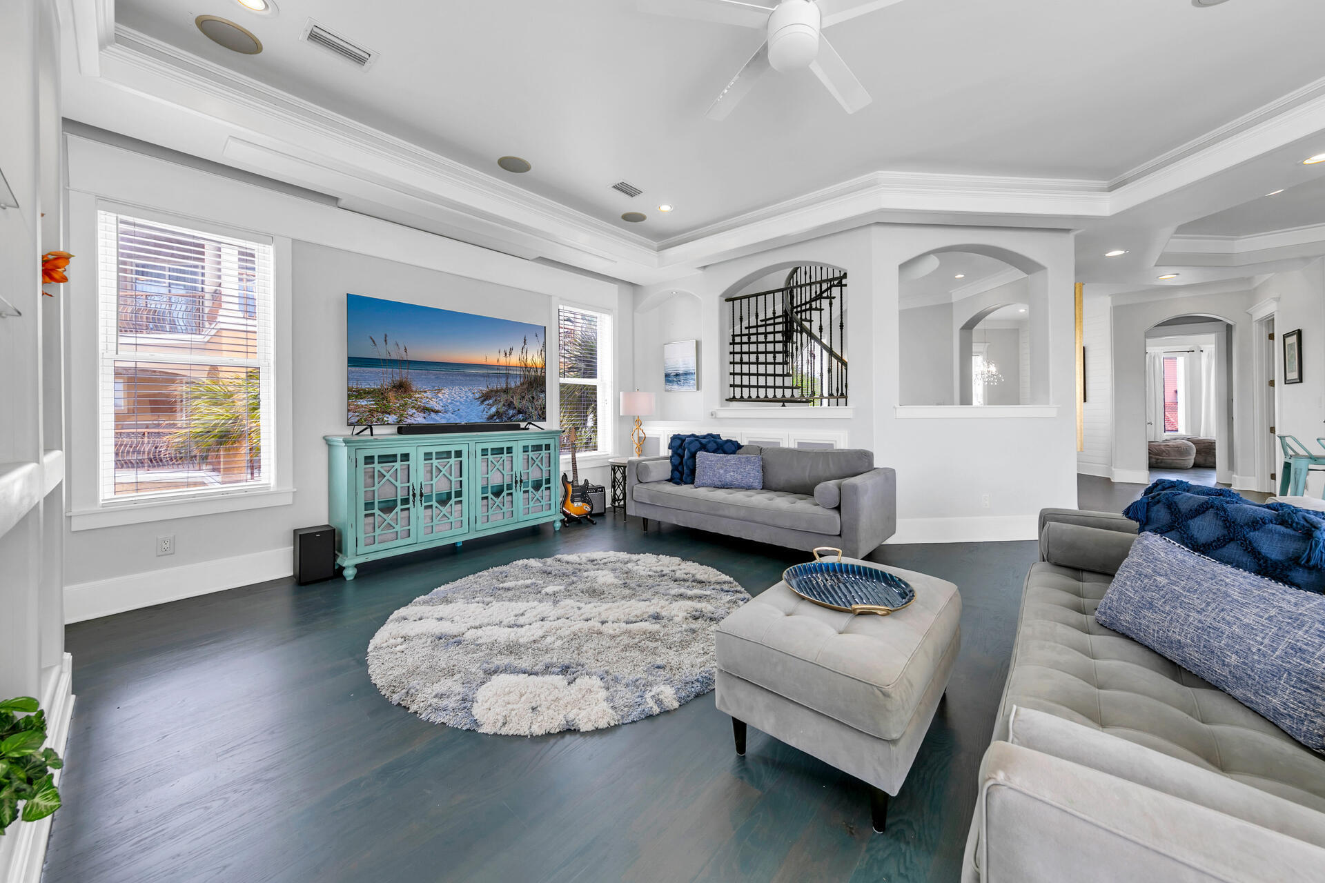 EMERALD WATERS VILLAGE - Residential
