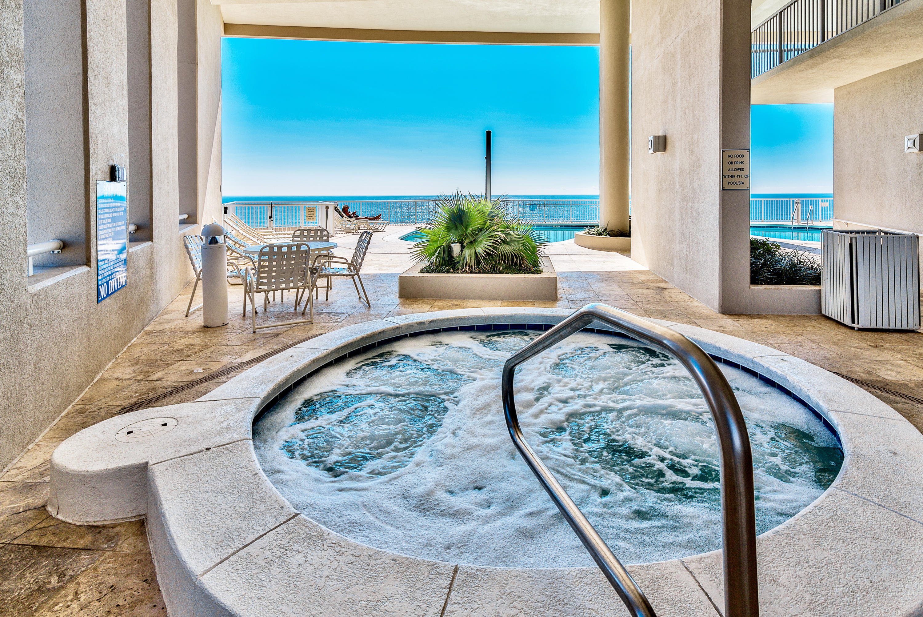 PALAZZO CONDOMINIUMS - Residential