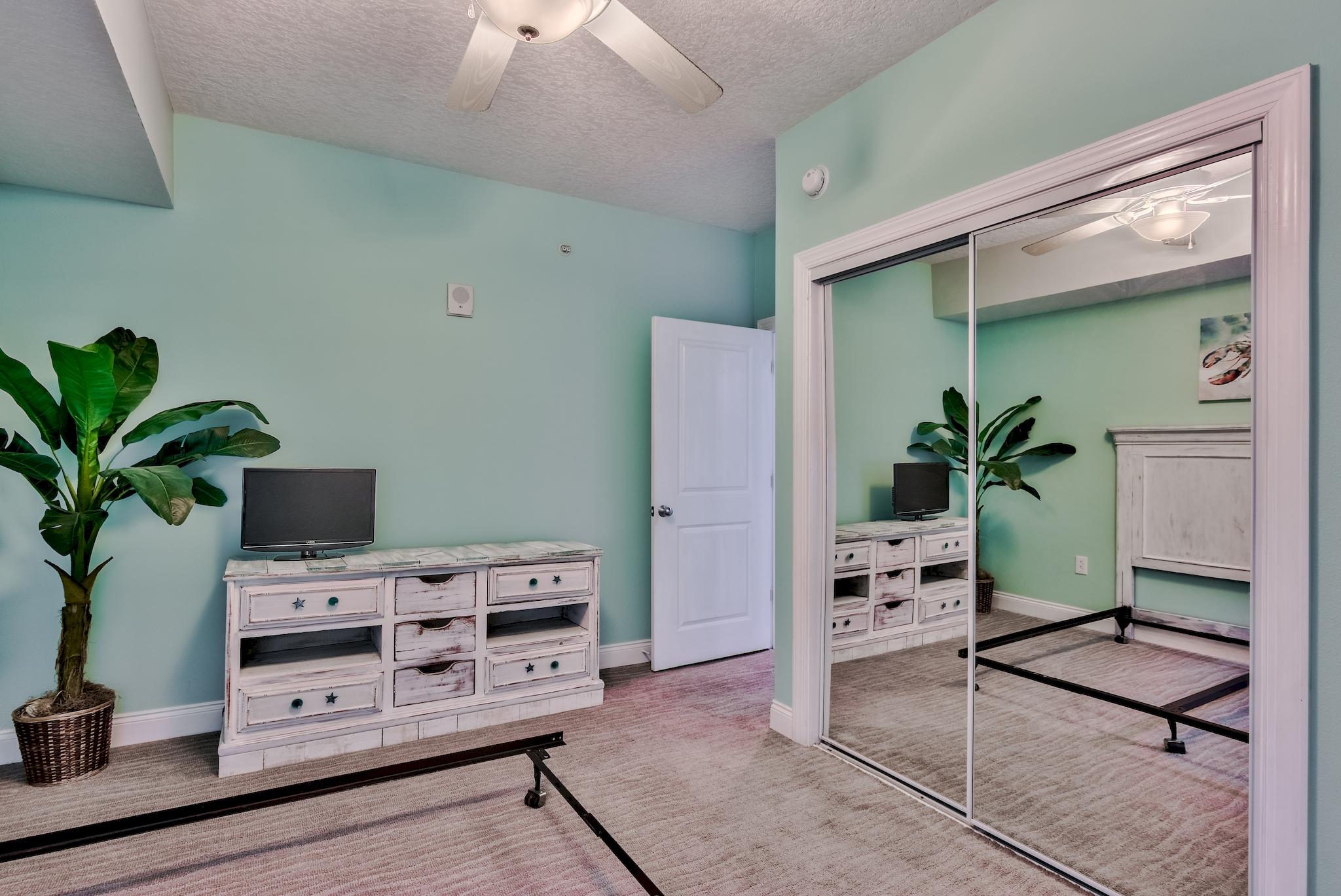 PALAZZO CONDOMINIUMS - Residential