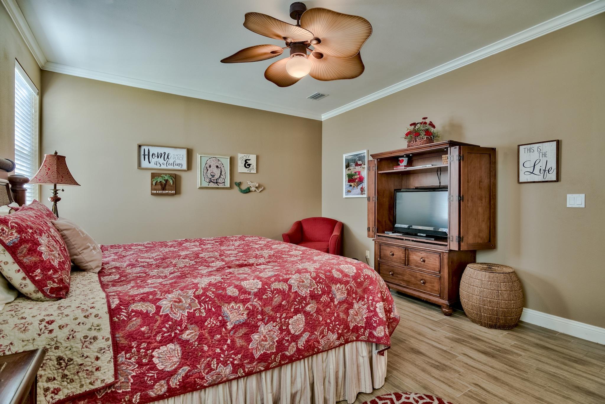 VILLAGES OF CRYSTAL BEACH - Residential