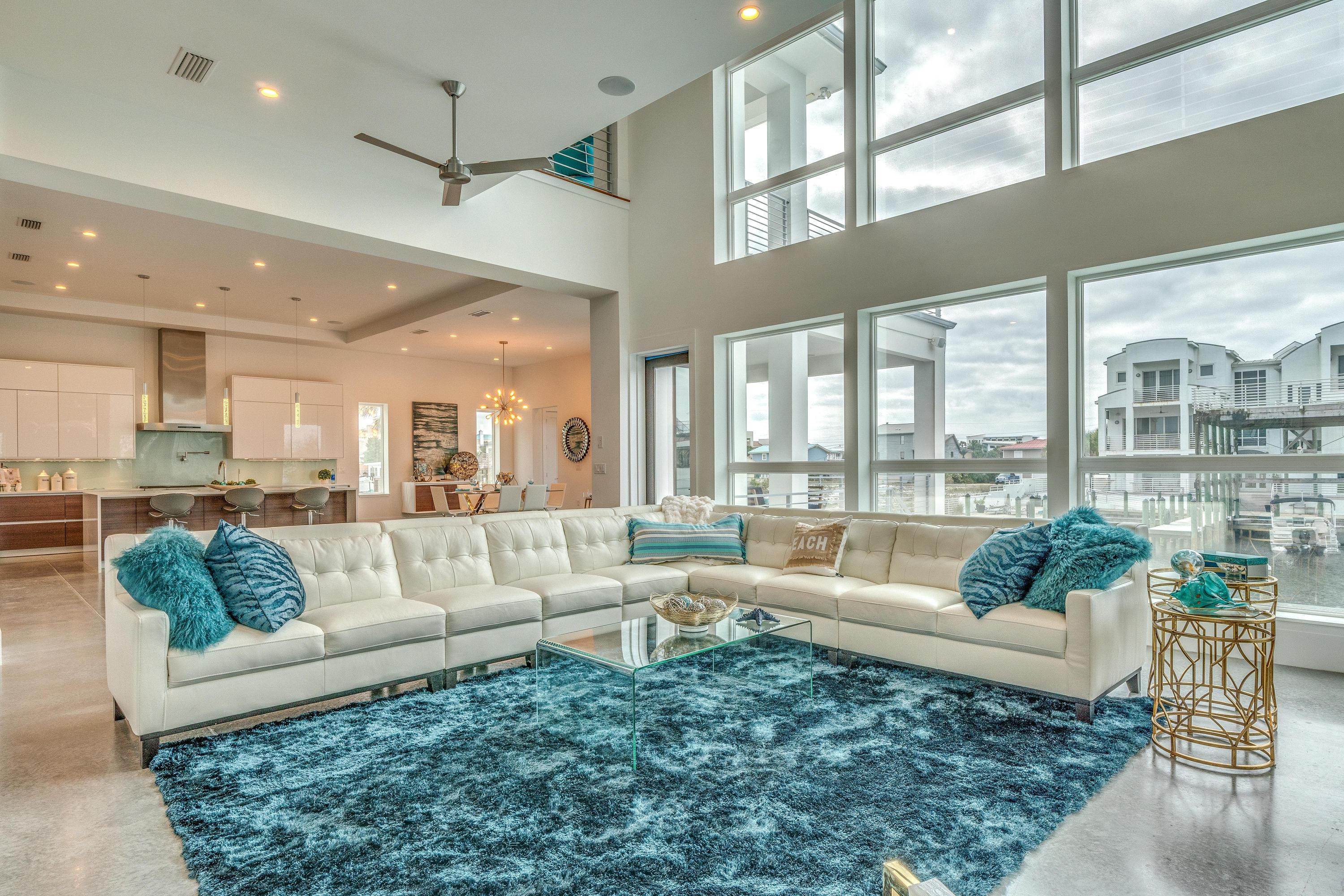 HOLIDAY ISLE - Residential