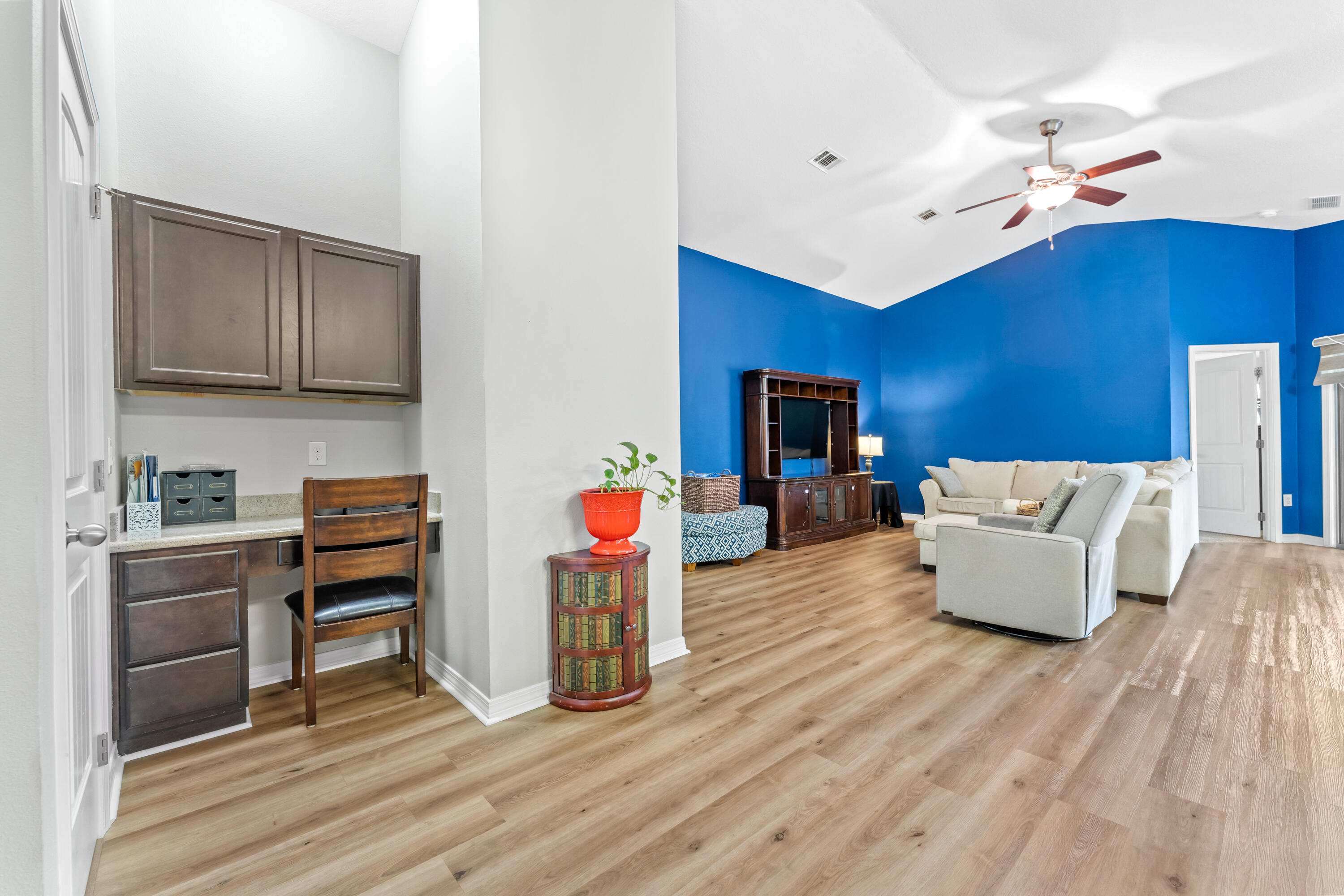 NAVARRE S/D 2ND ADDN - Residential