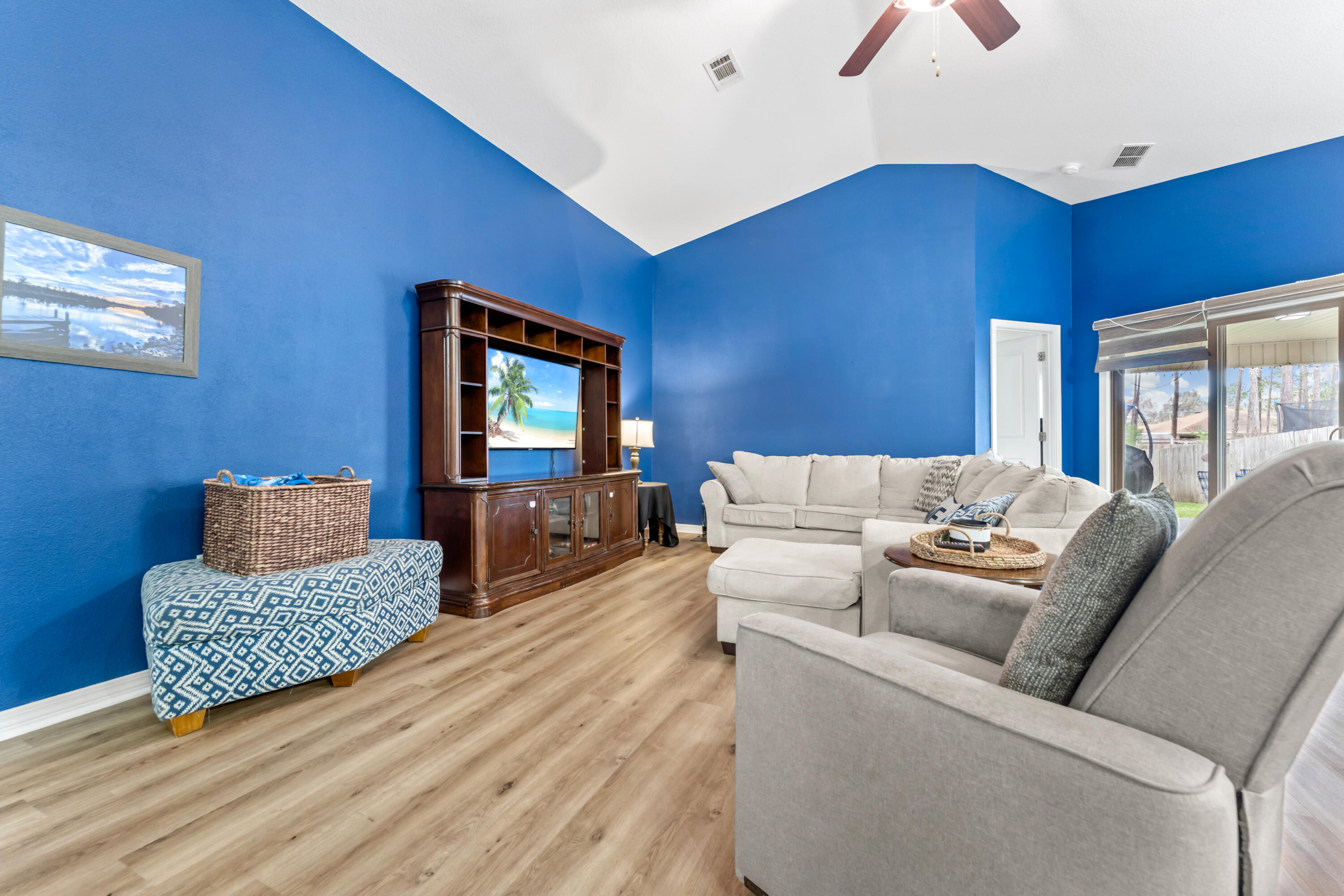 NAVARRE S/D 2ND ADDN - Residential