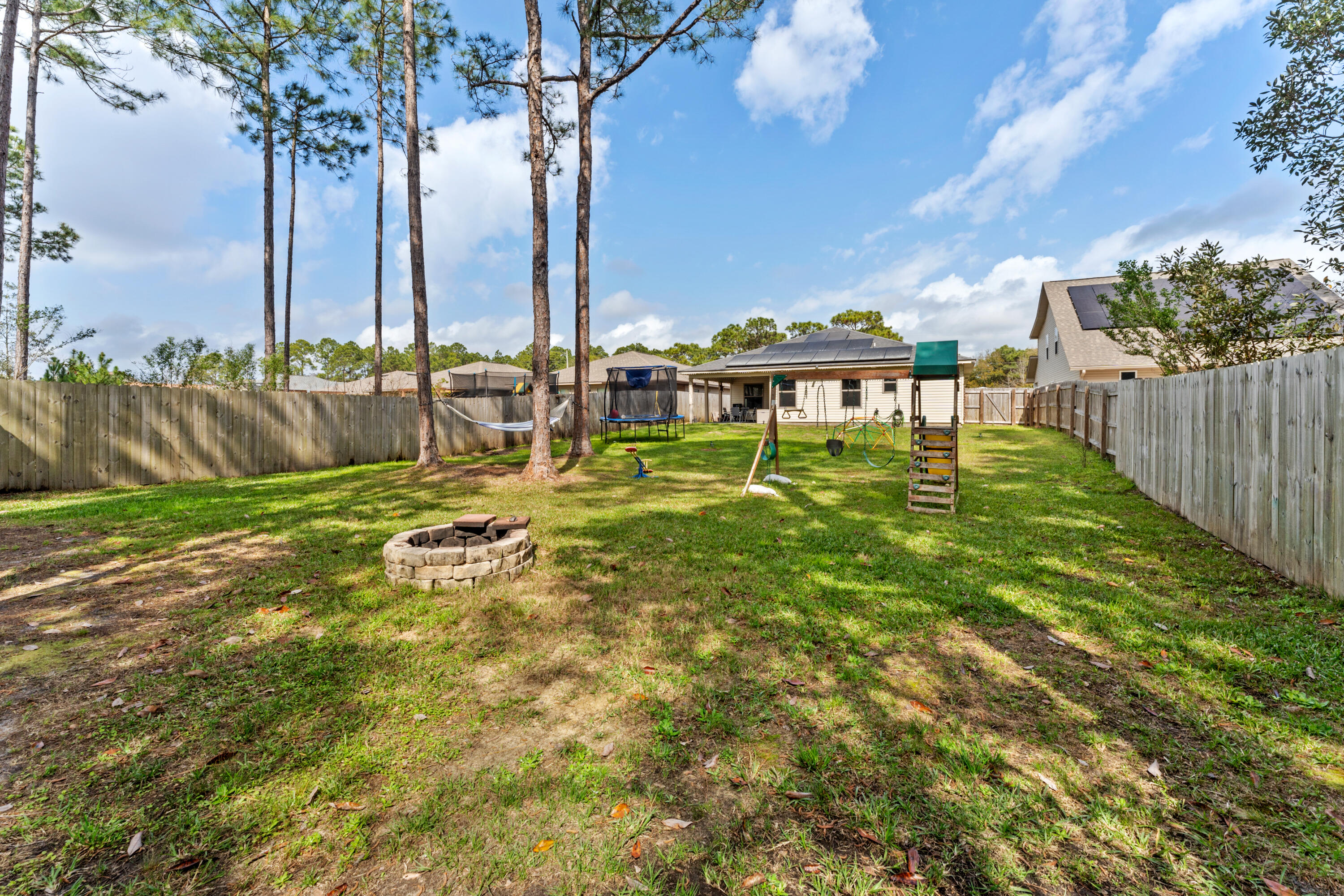 NAVARRE S/D 2ND ADDN - Residential