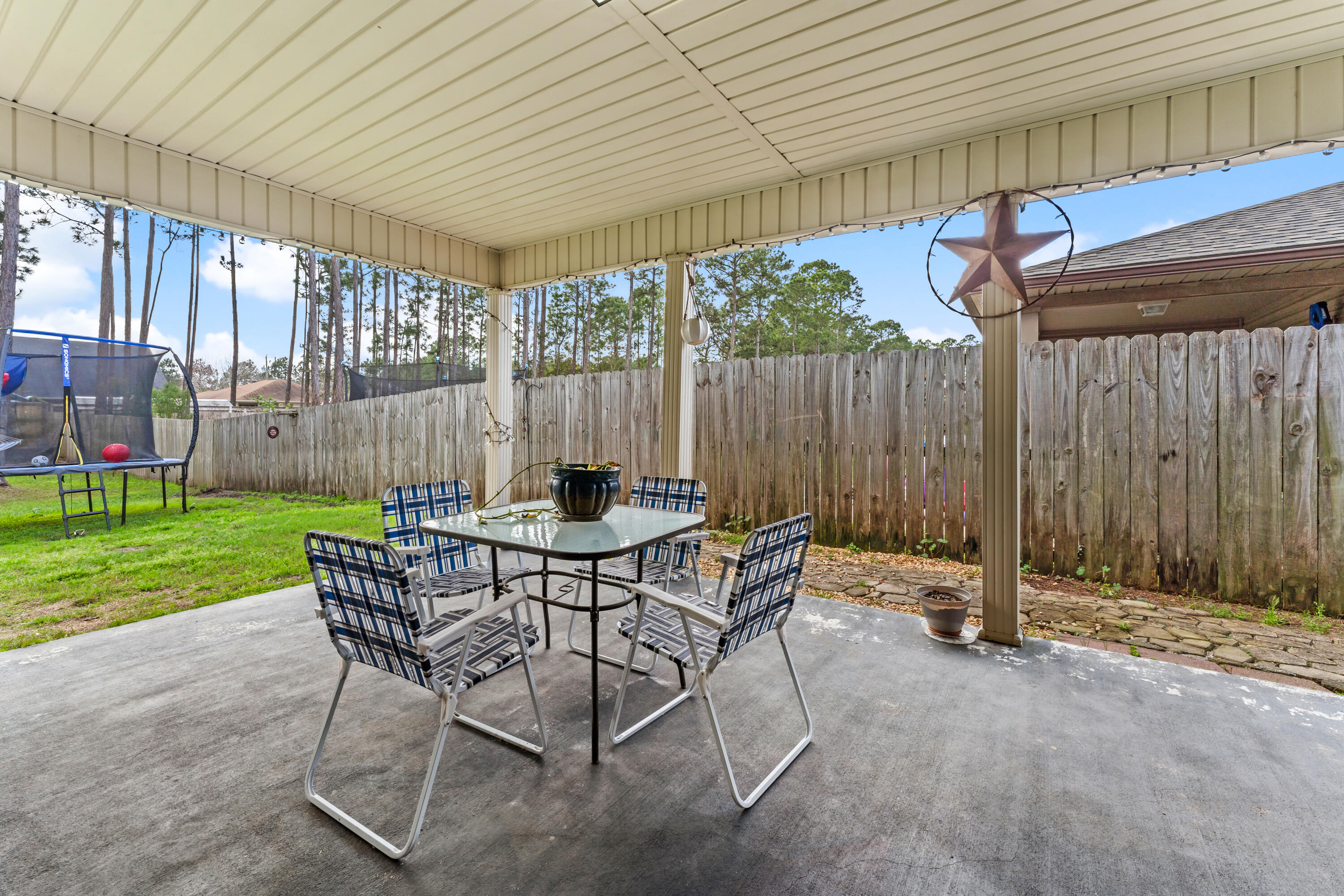 NAVARRE S/D 2ND ADDN - Residential