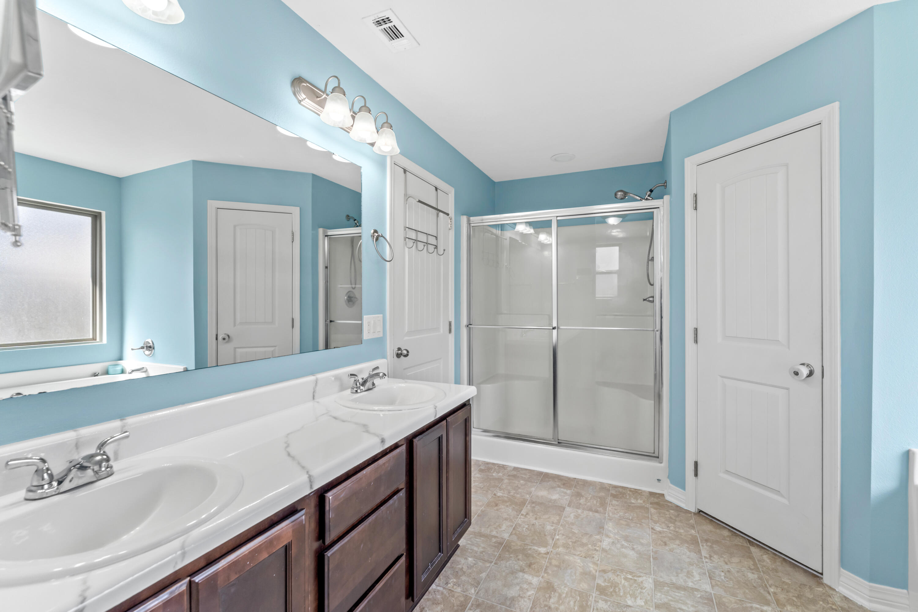 NAVARRE S/D 2ND ADDN - Residential