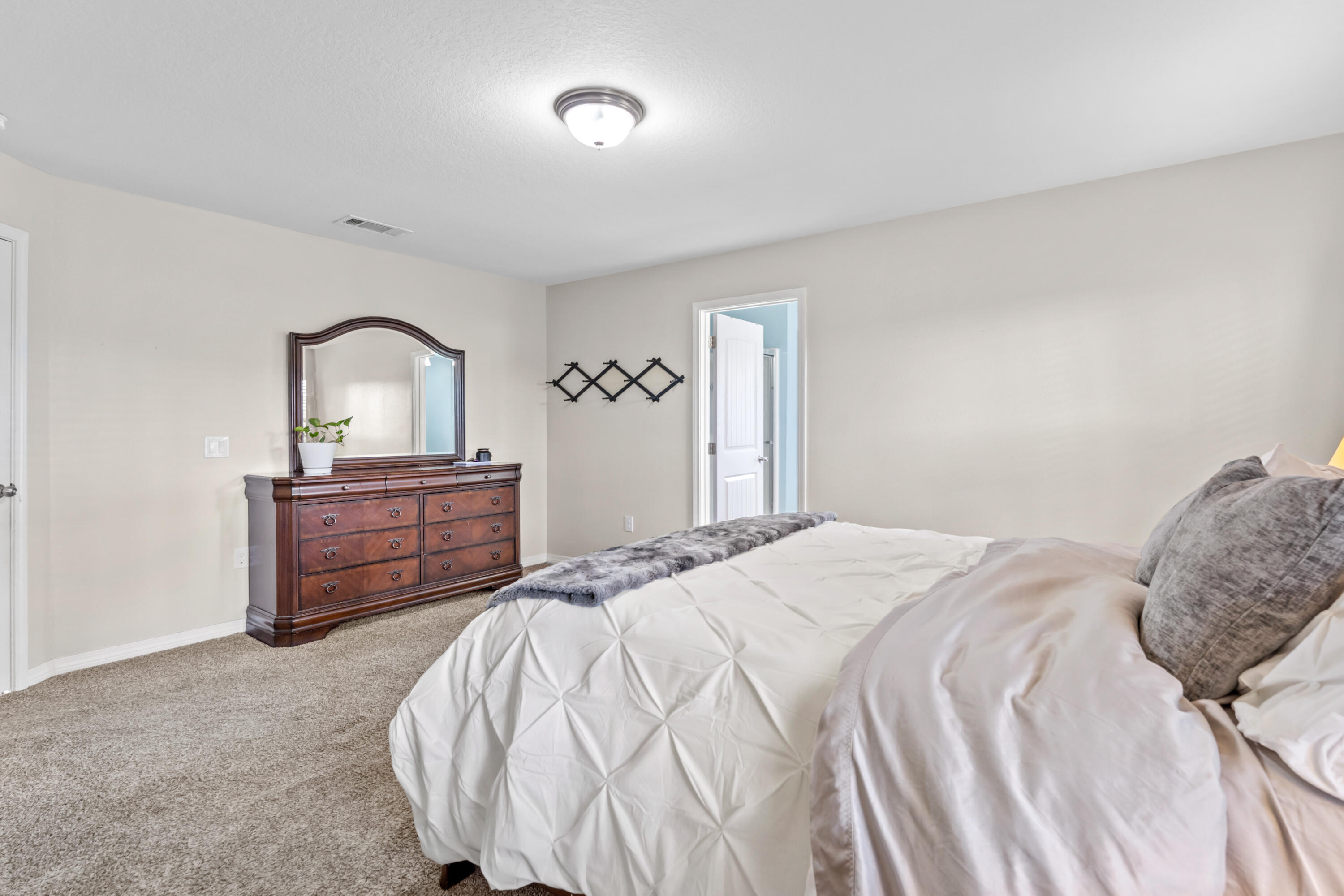 NAVARRE S/D 2ND ADDN - Residential