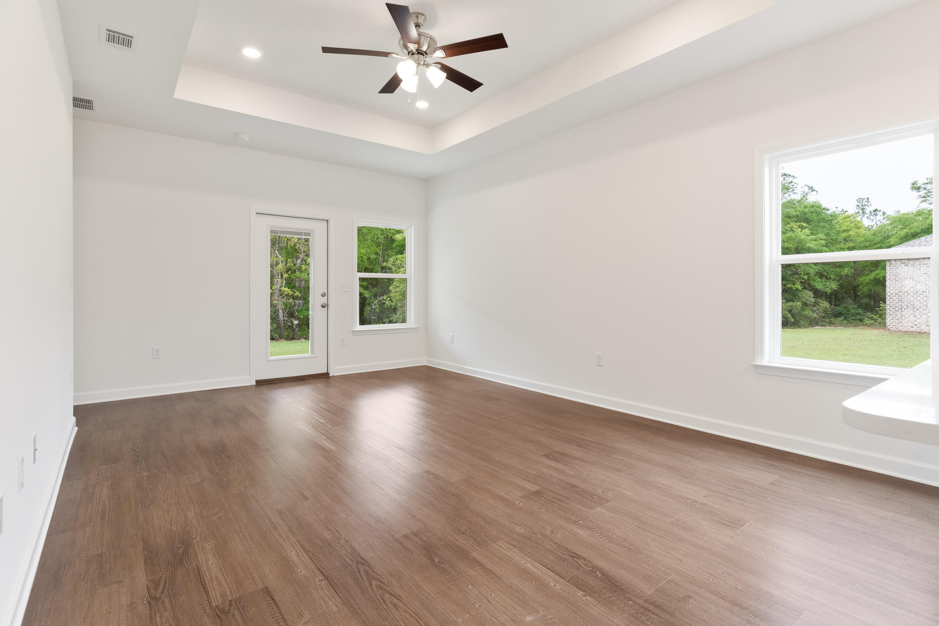 HOMEWOOD EST - Residential