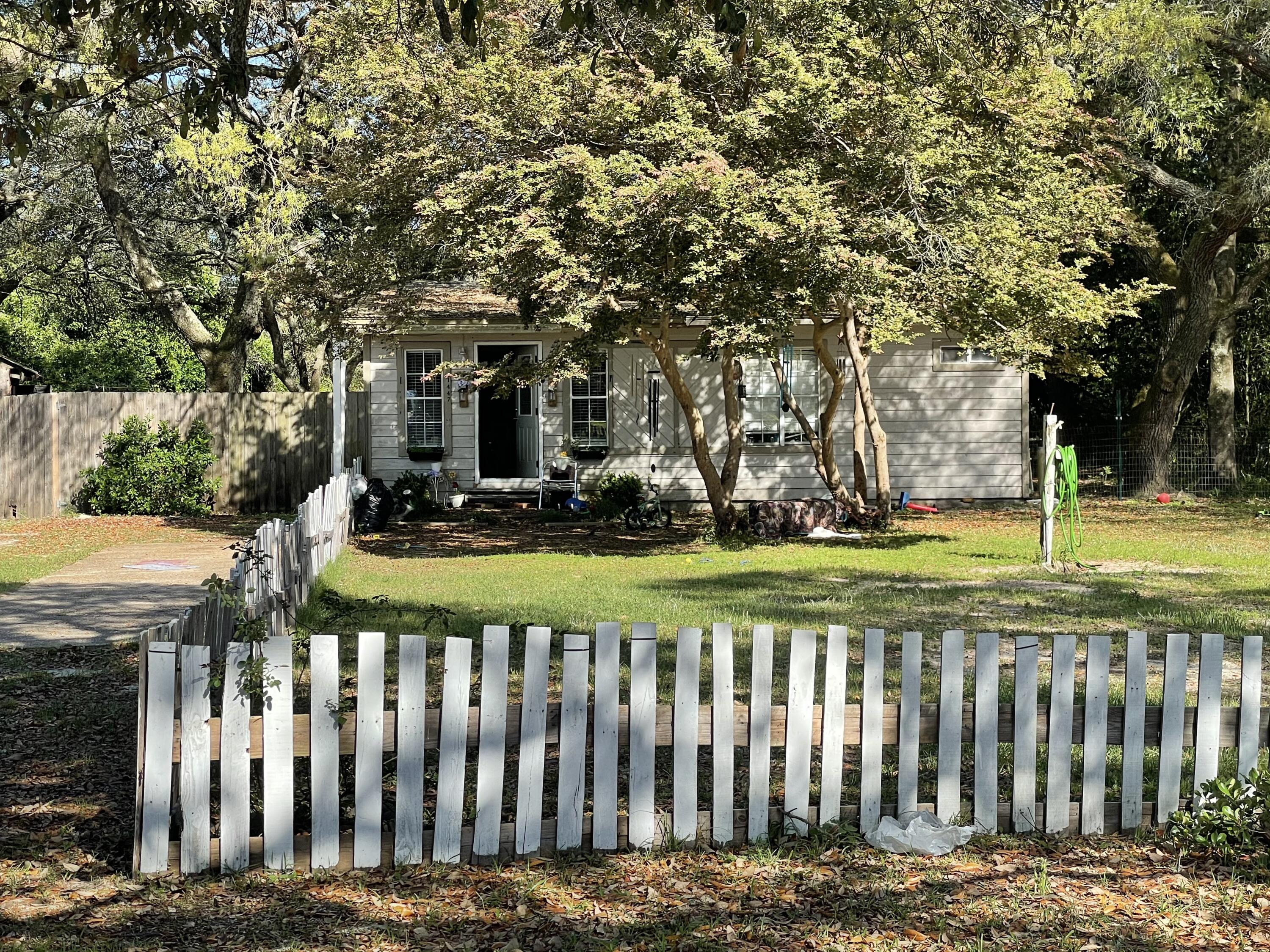 SEMINOLE 1ST ADD LOT 25 BLK A - Residential