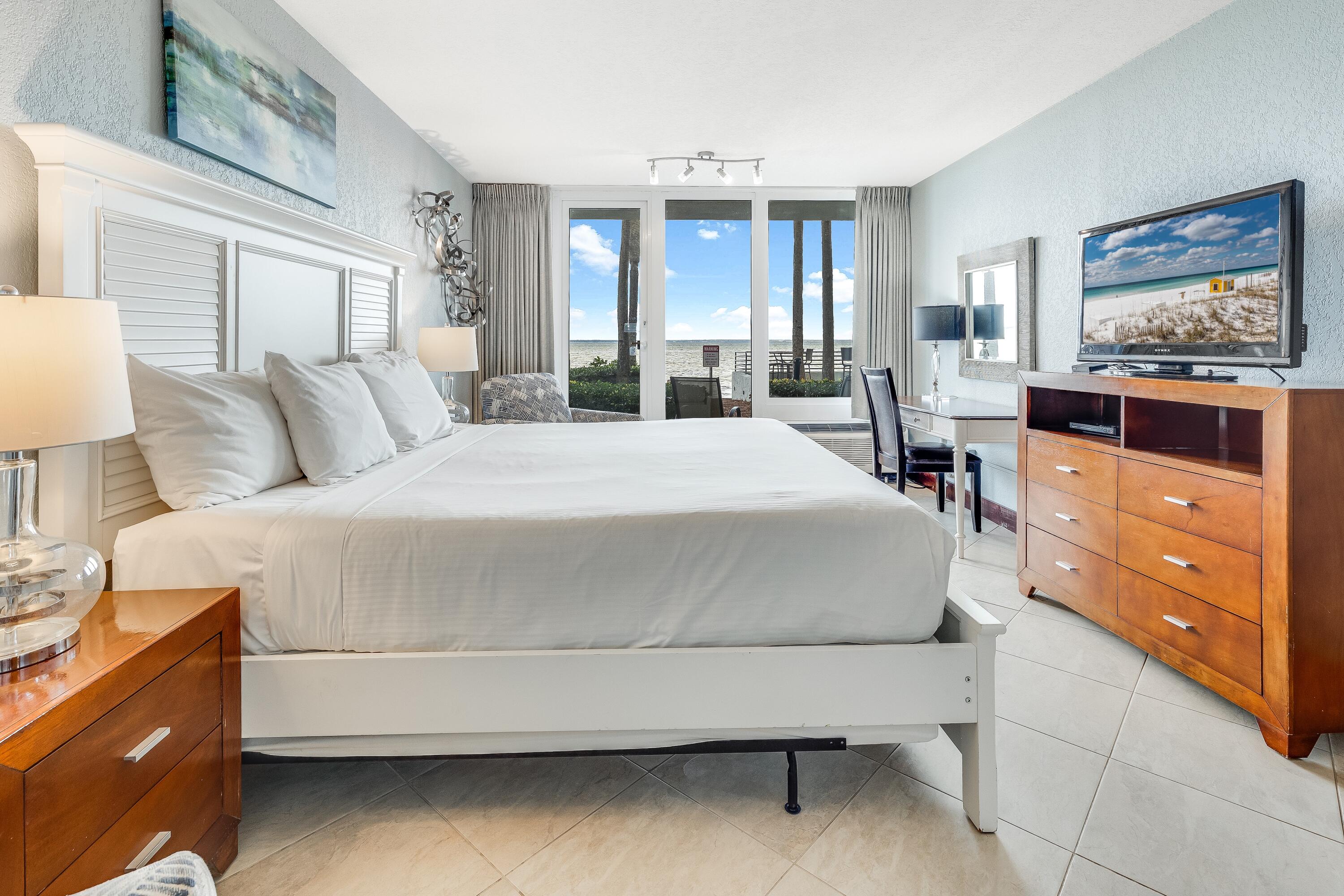 BAYSIDE CONDO SANDESTIN - Residential