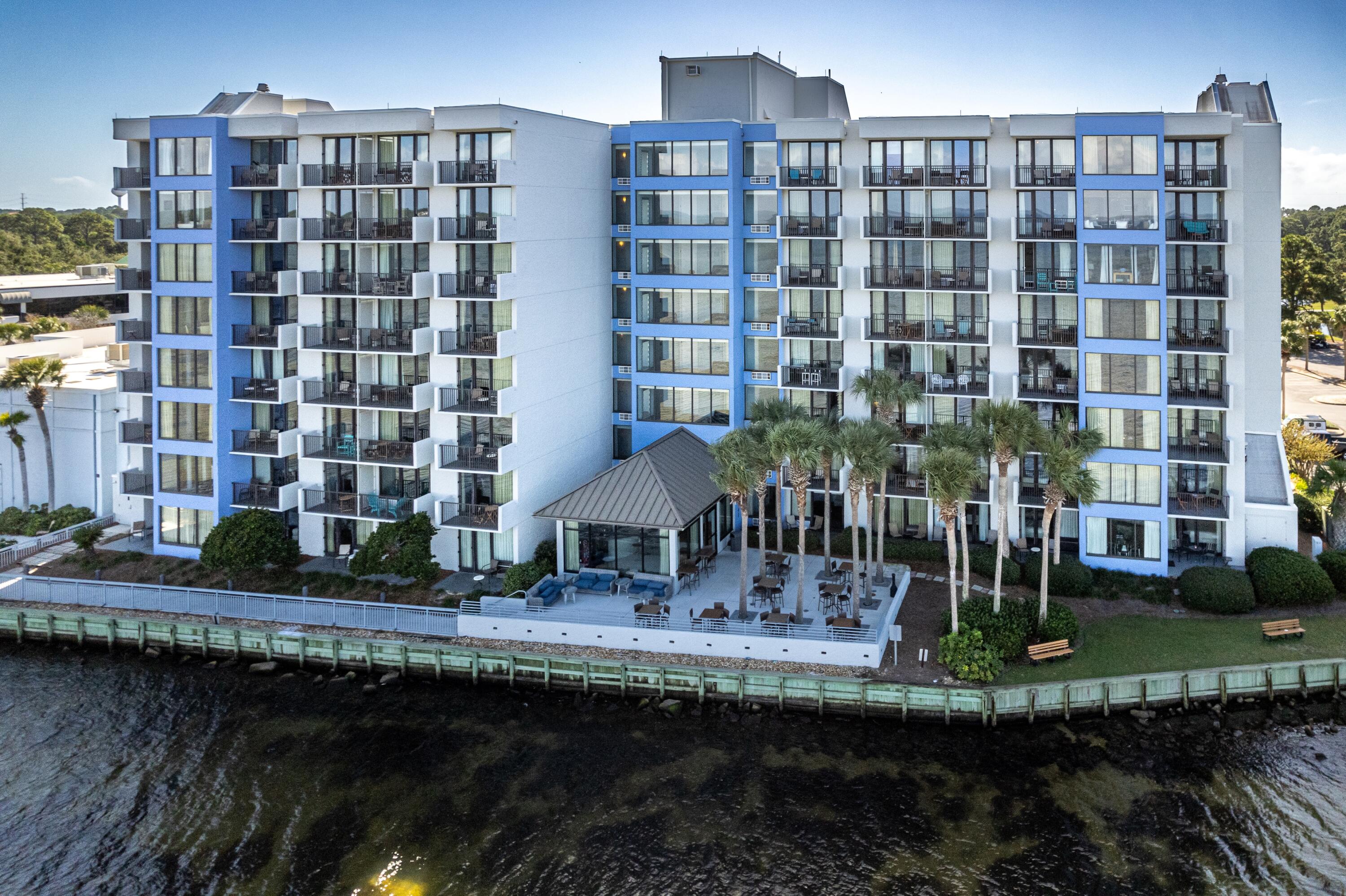 BAYSIDE CONDO SANDESTIN - Residential