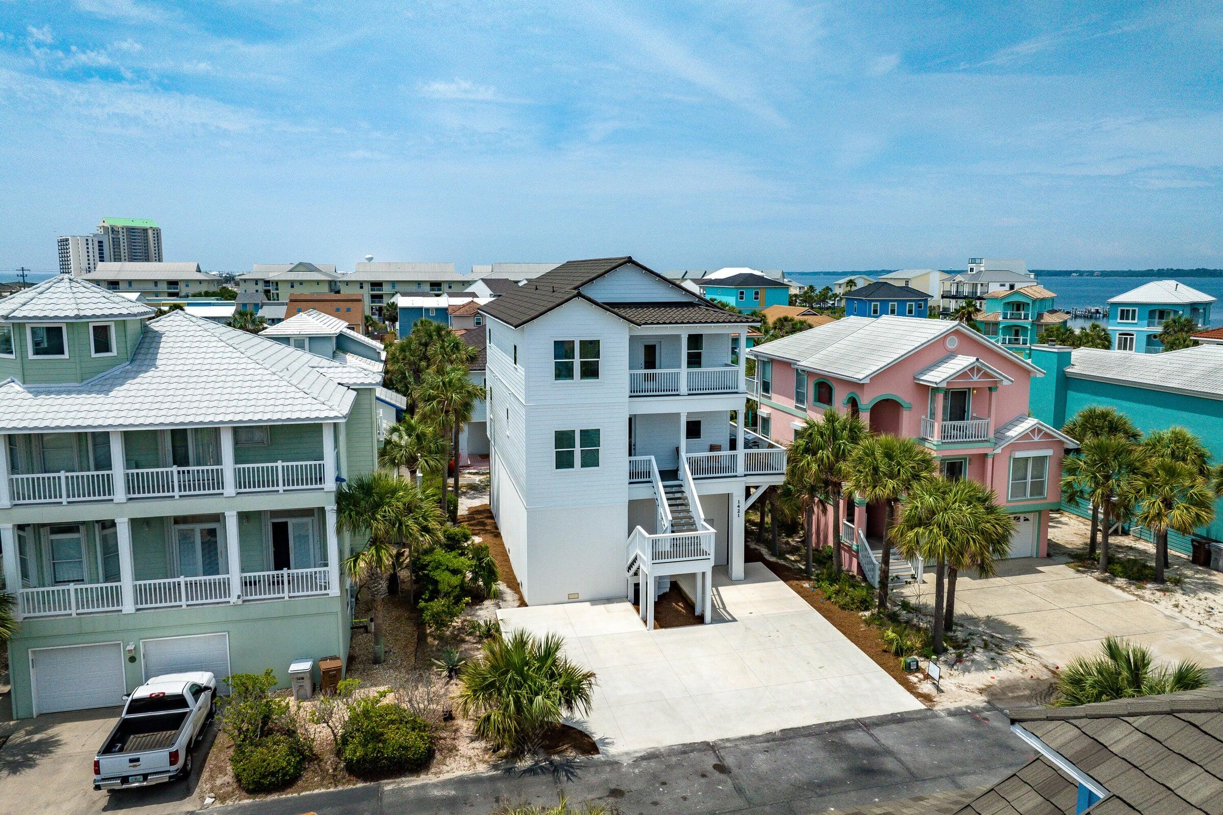 VILLAGE AT NAVARRE - Residential
