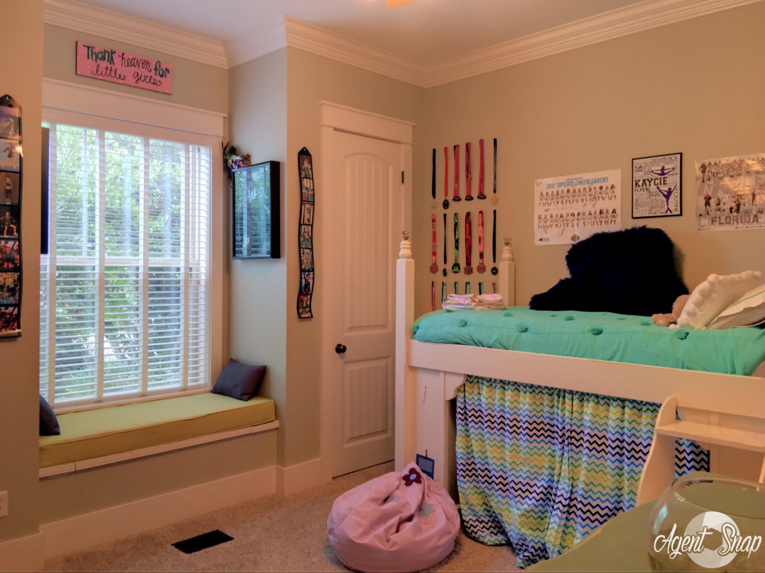 PARKWOOD ESTATES PH 2 BLUEWATER BAY - Residential