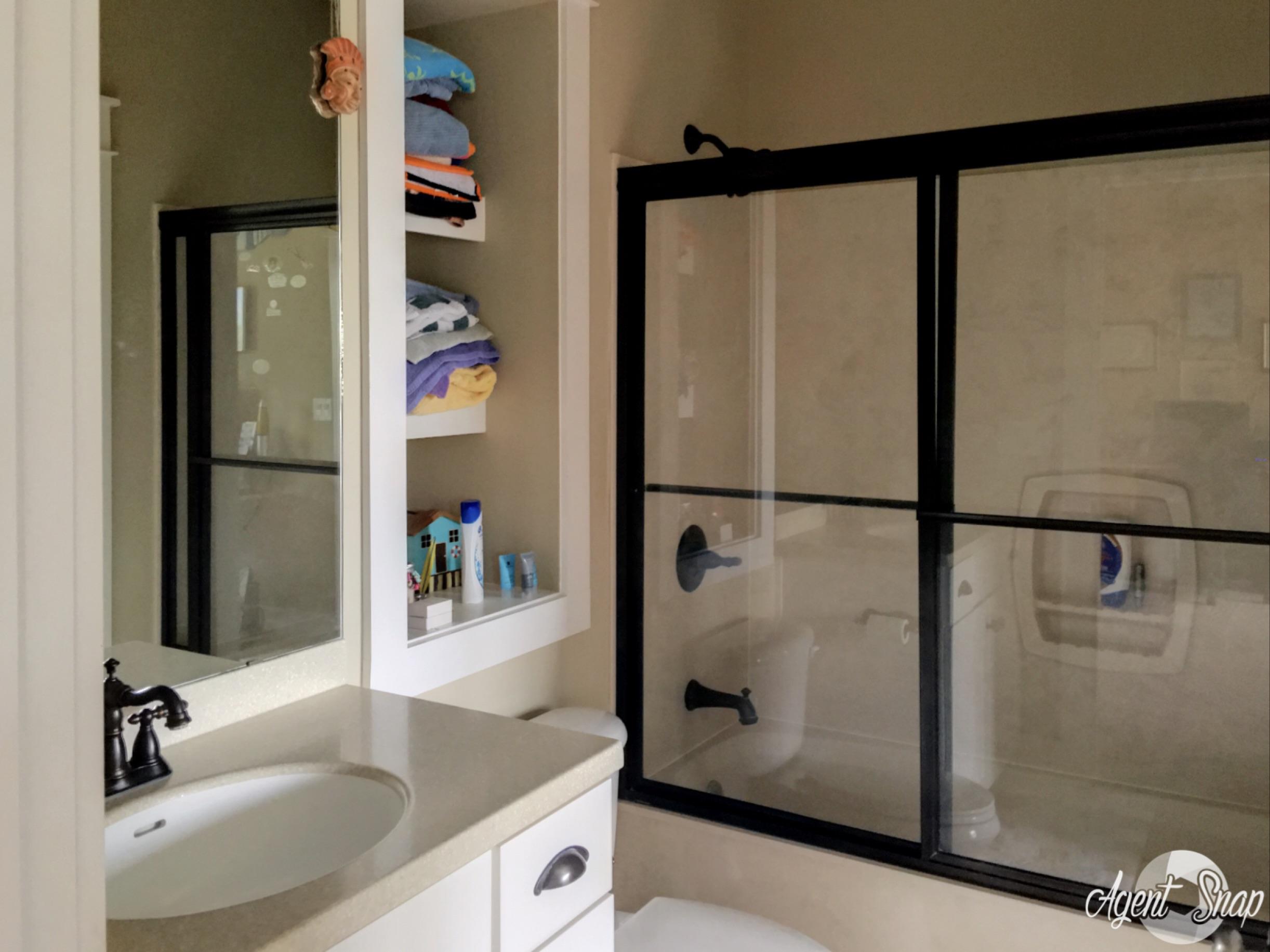 PARKWOOD ESTATES PH 2 BLUEWATER BAY - Residential