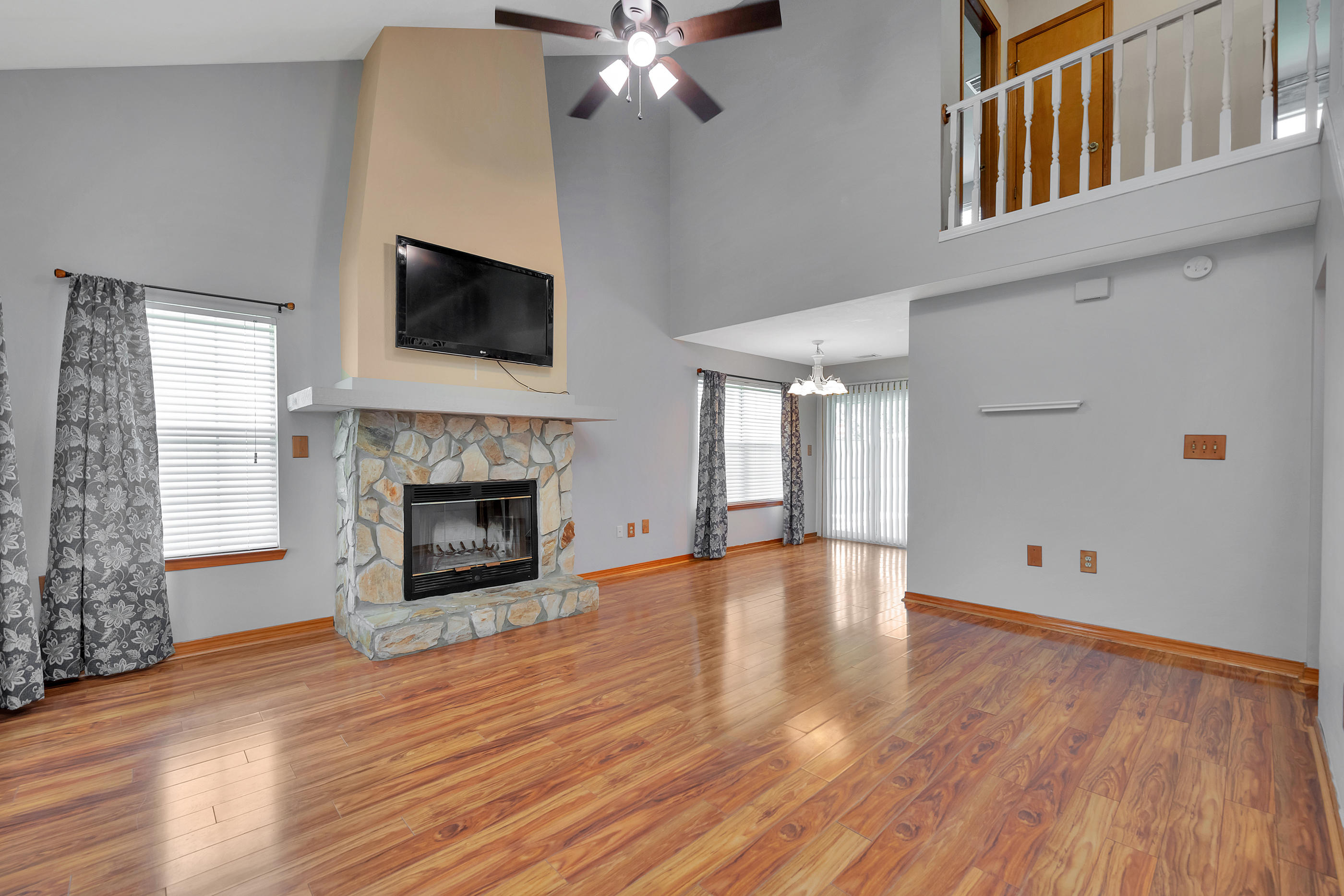 WILLOW RIDGE - Residential