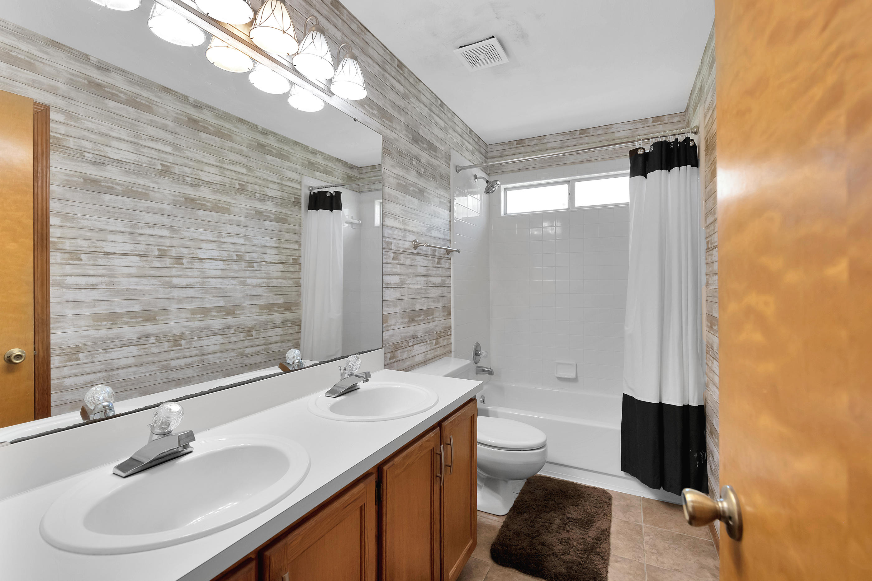 WILLOW RIDGE - Residential