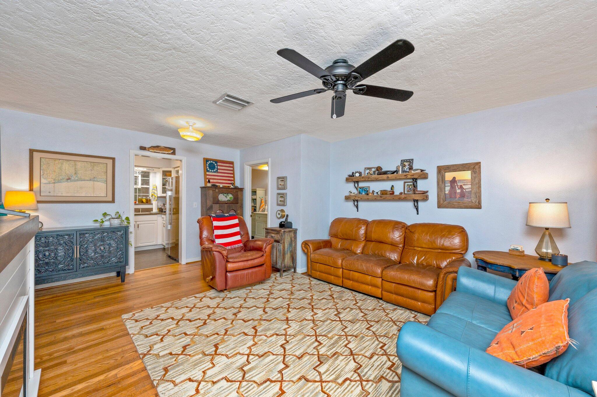 GARNIERS BEACH - Residential