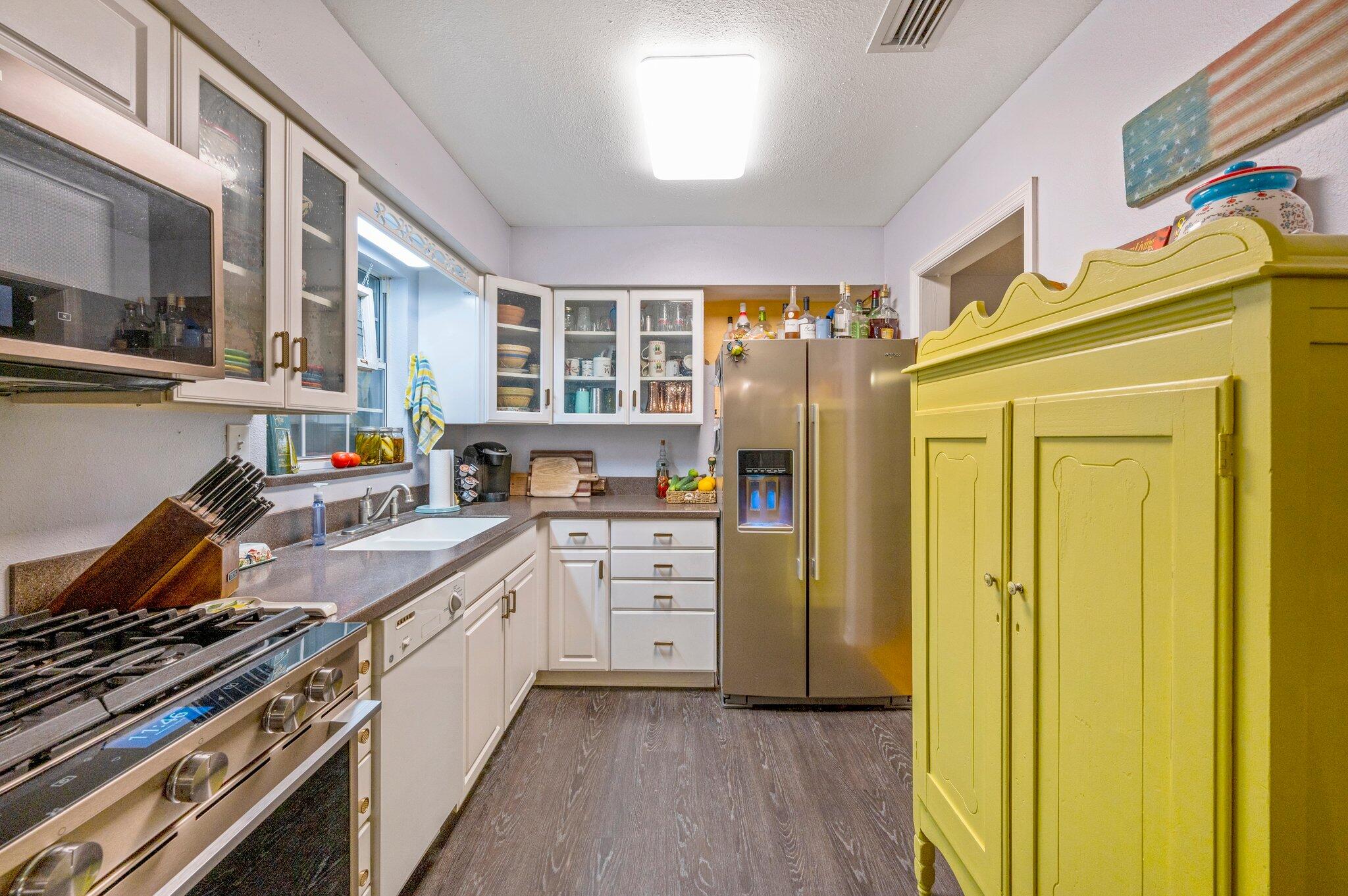 GARNIERS BEACH - Residential