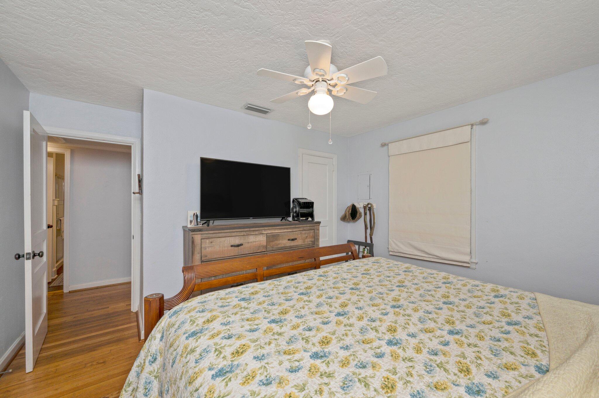 GARNIERS BEACH - Residential