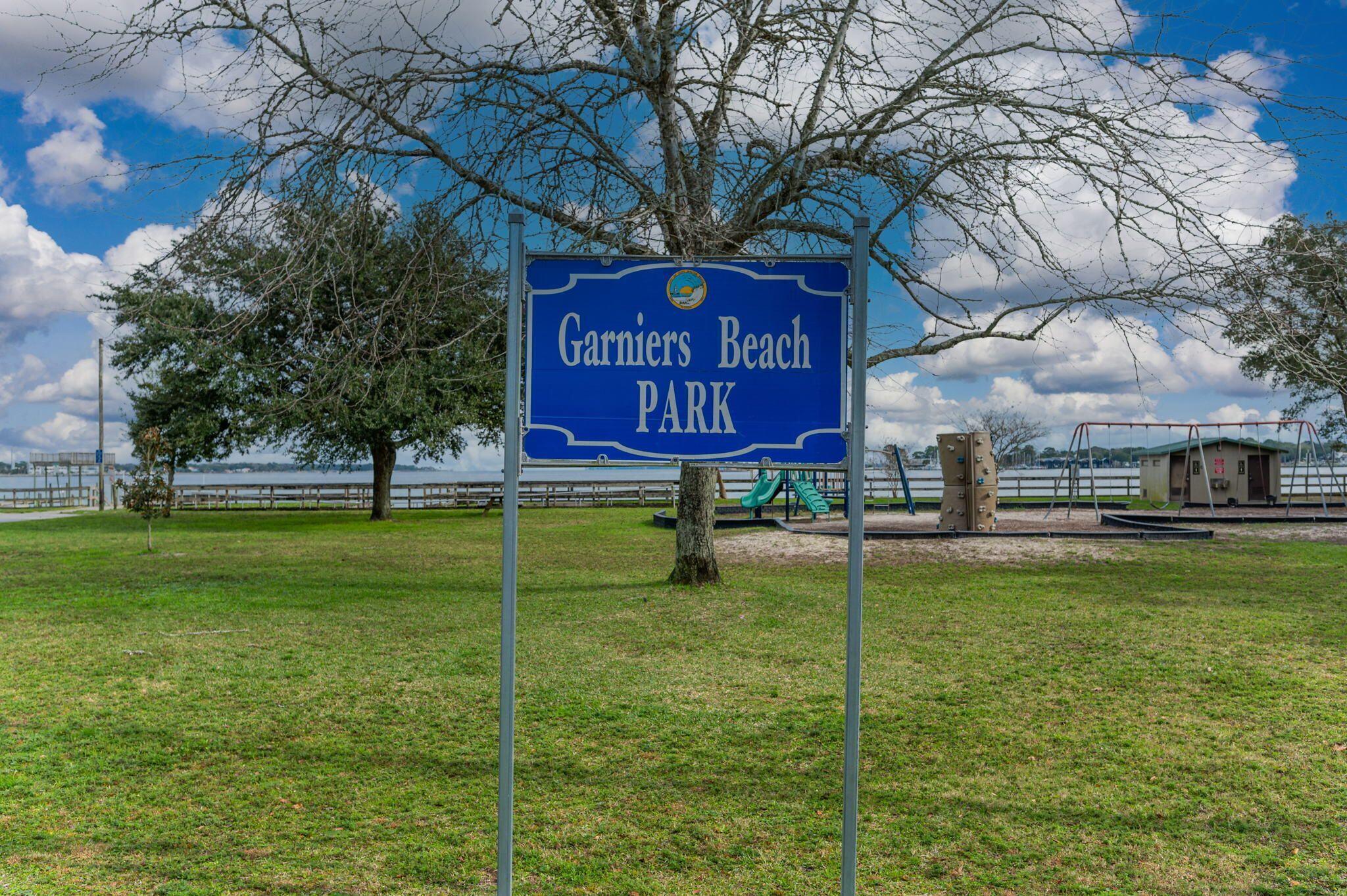 GARNIERS BEACH - Residential