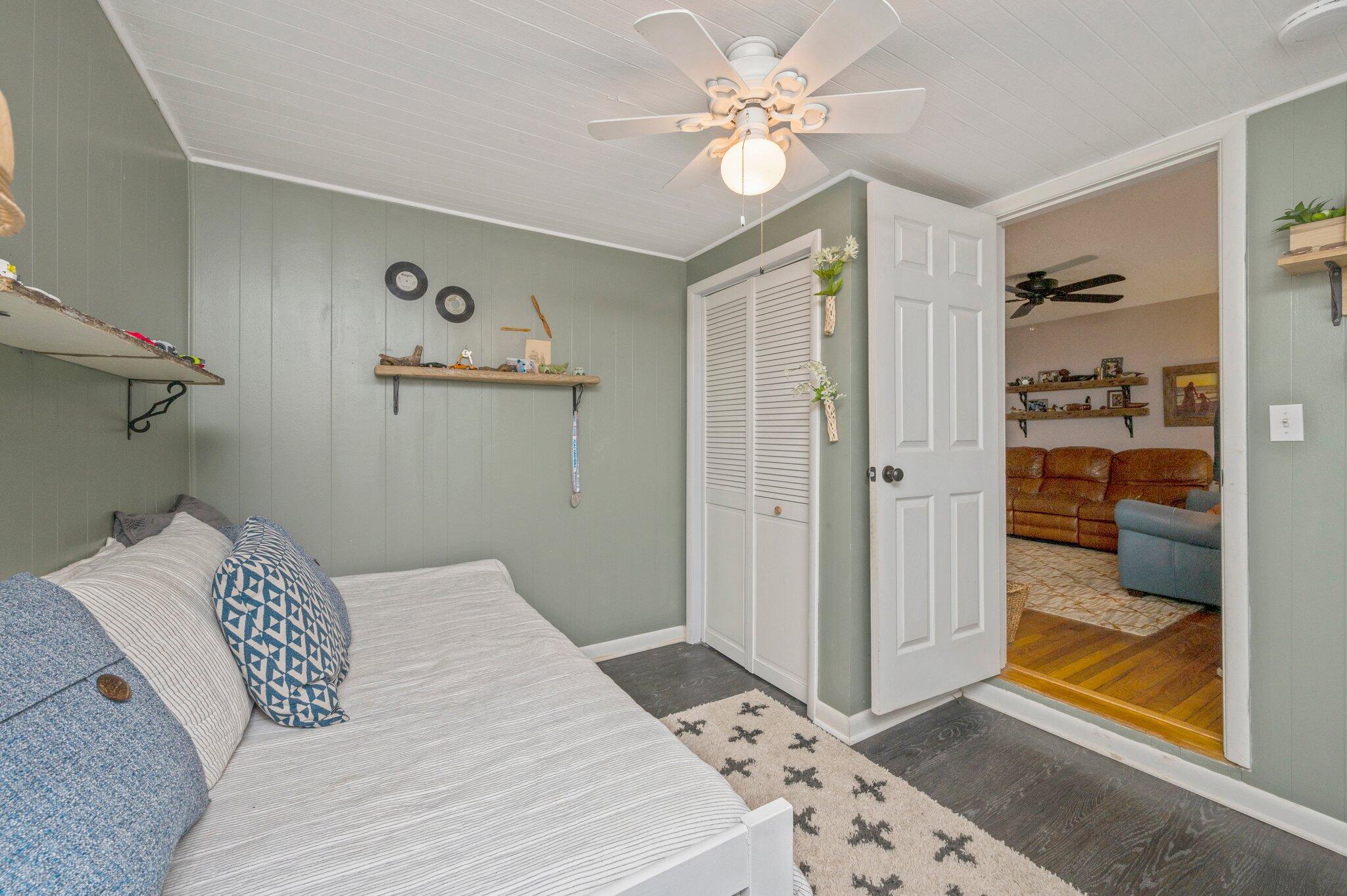 GARNIERS BEACH - Residential