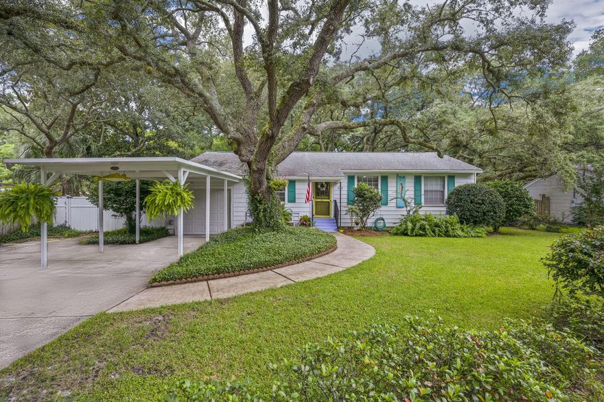 This Beautiful Florida cottage has been charmingly renovated with a mix of both modern and classic touches making it the perfect retreat.   Upon entering this 3 bed/2bath home, you will notice the love in all the details from the beautifully restored hardwood floors, to the original turn style doorbell.  Upgrades include recently painted walls throughout, a new bathroom vanity in the hall bath, new modern and vintage style fans and lights throughout, a new refrigerator installed in 2021, new microwave in 2021, a new natural gas oven installed in 2021 and roof 2008. Outside enjoy the oversized screened in back patio and all the convenience of the oversized driveway which allows for RV parking with a 50amp RV shore plug already in place.