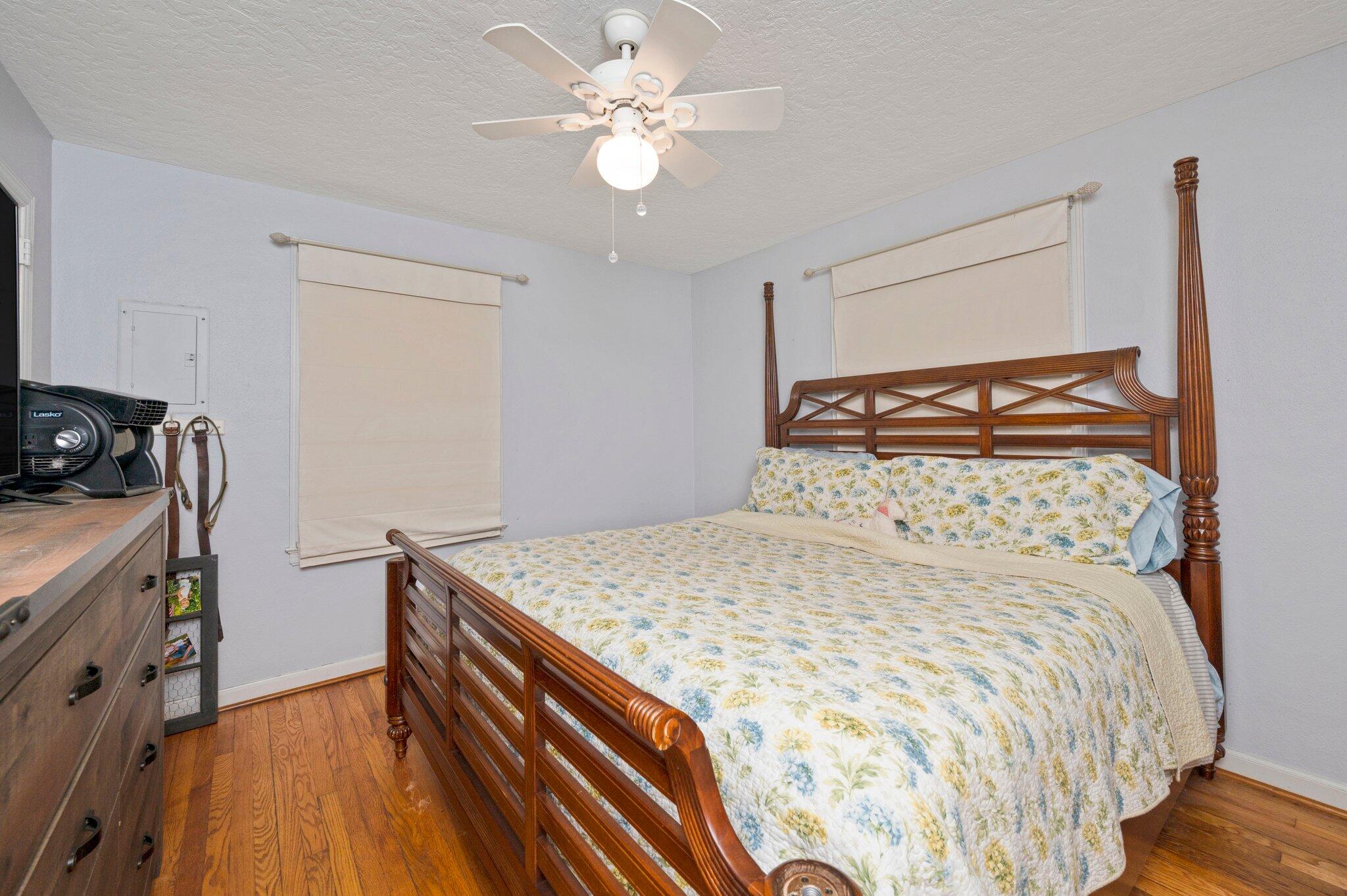 GARNIERS BEACH - Residential