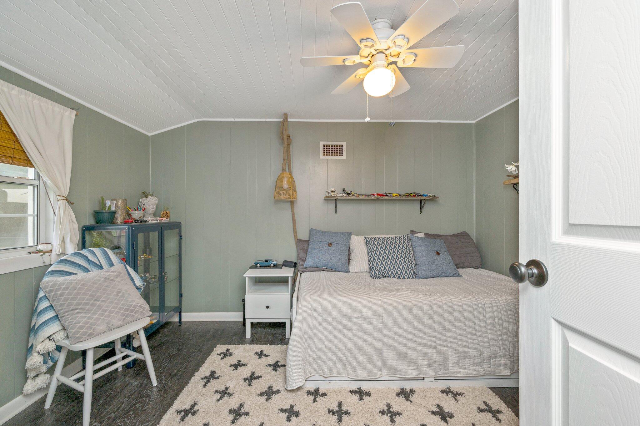 GARNIERS BEACH - Residential