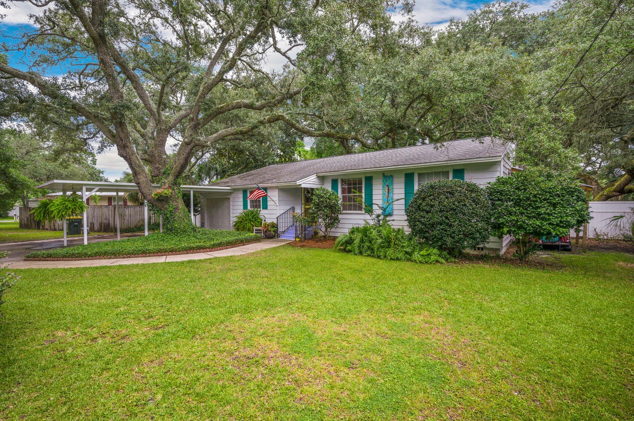 GARNIERS BEACH - Residential