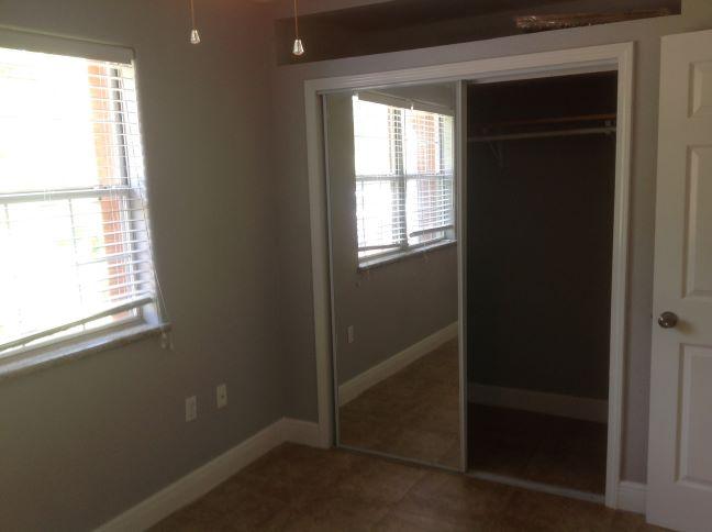 ELLIOTTS POINT 4TH ADDN - Residential