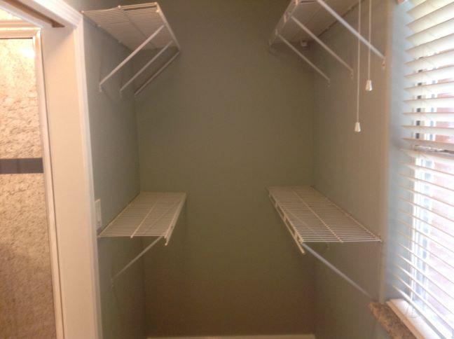 ELLIOTTS POINT 4TH ADDN - Residential