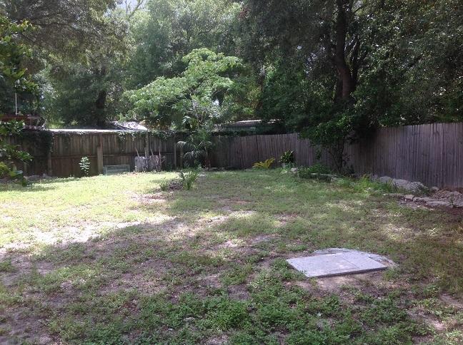 ELLIOTTS POINT 4TH ADDN - Residential