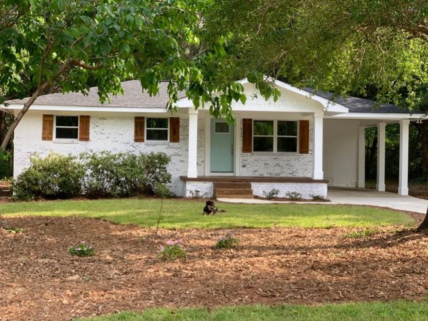 Oh my, this home is so freaking cute! 3Br, 2 bath. Taken down to the studs IN 2019 and brought back to life. Home sits on a large double lot (.44 acres). It's within walking distance to Marquis Movie Theater, public library and Crestview high school.*New roof (with Hurricane clips )*New windows*New electrical*New insulation*New plumbing* Refinished original hardwood floors*New cabinets*New quartz counter tops*New custom ship-lap walls*New deckAnd much much more !